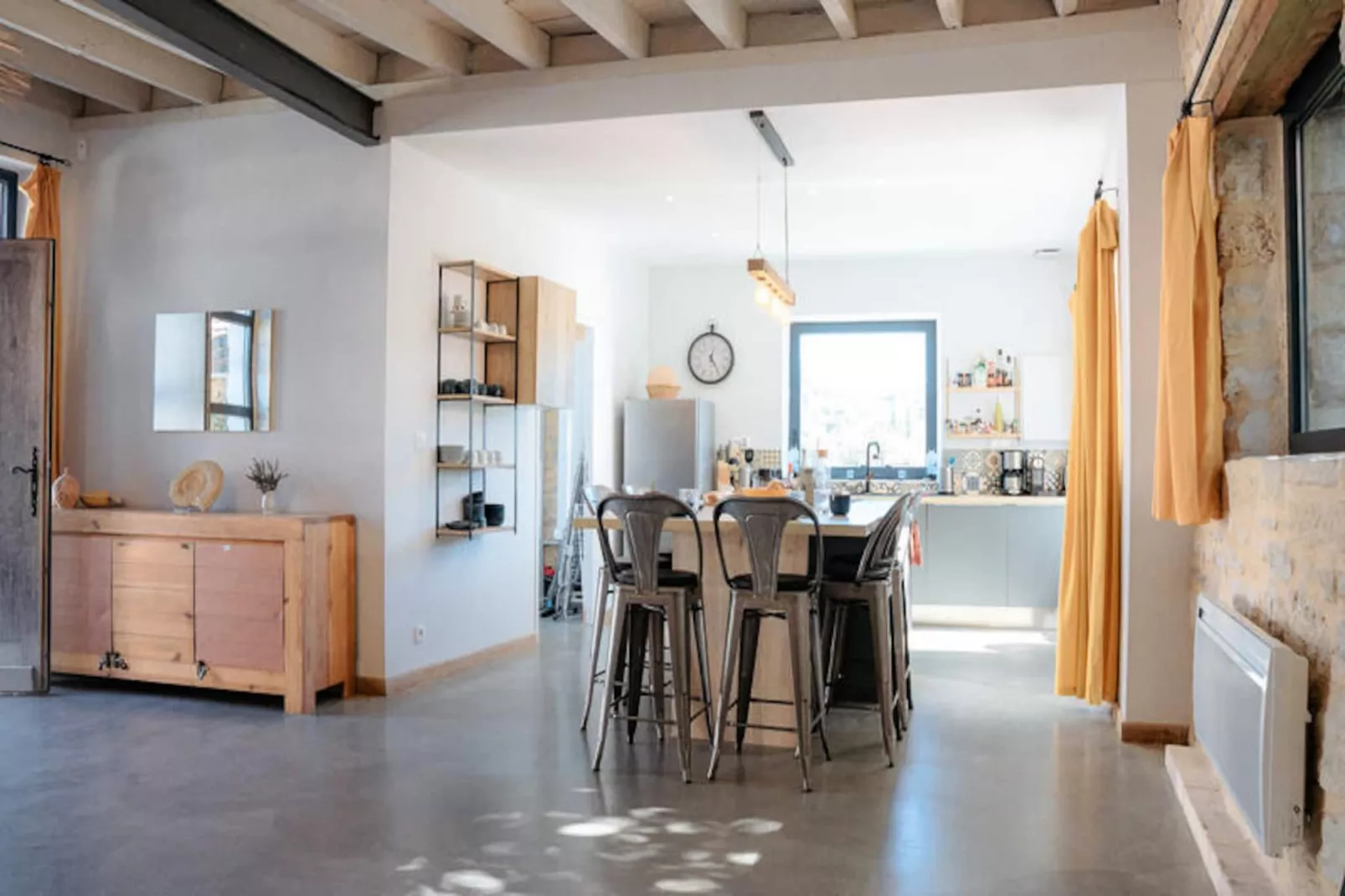 Maison à Coly-Niet-getagd