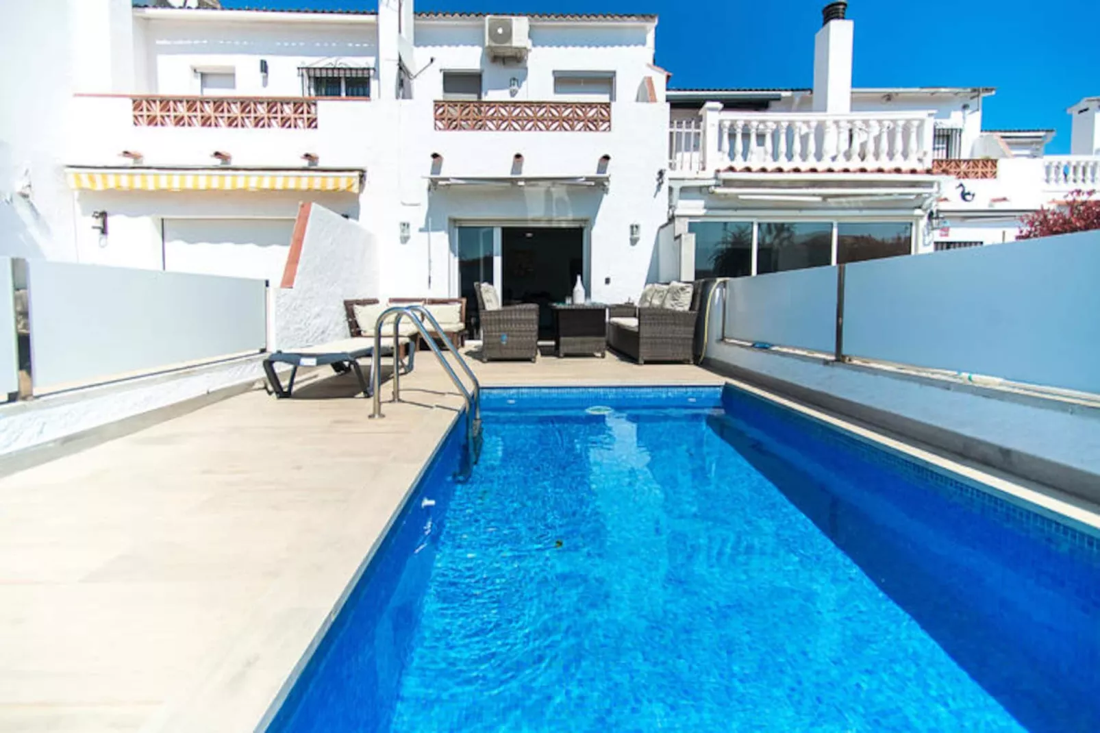 Maison à Empuriabrava-Niet-getagd