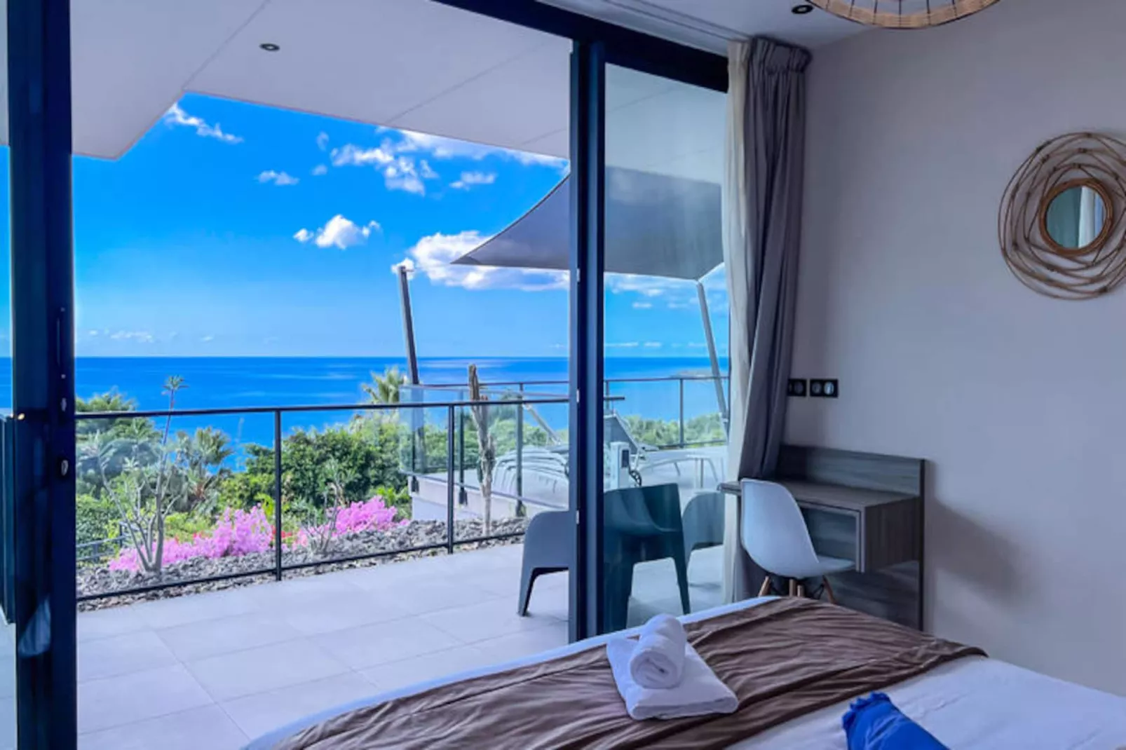 Maison à Bouillante-Niet-getagd