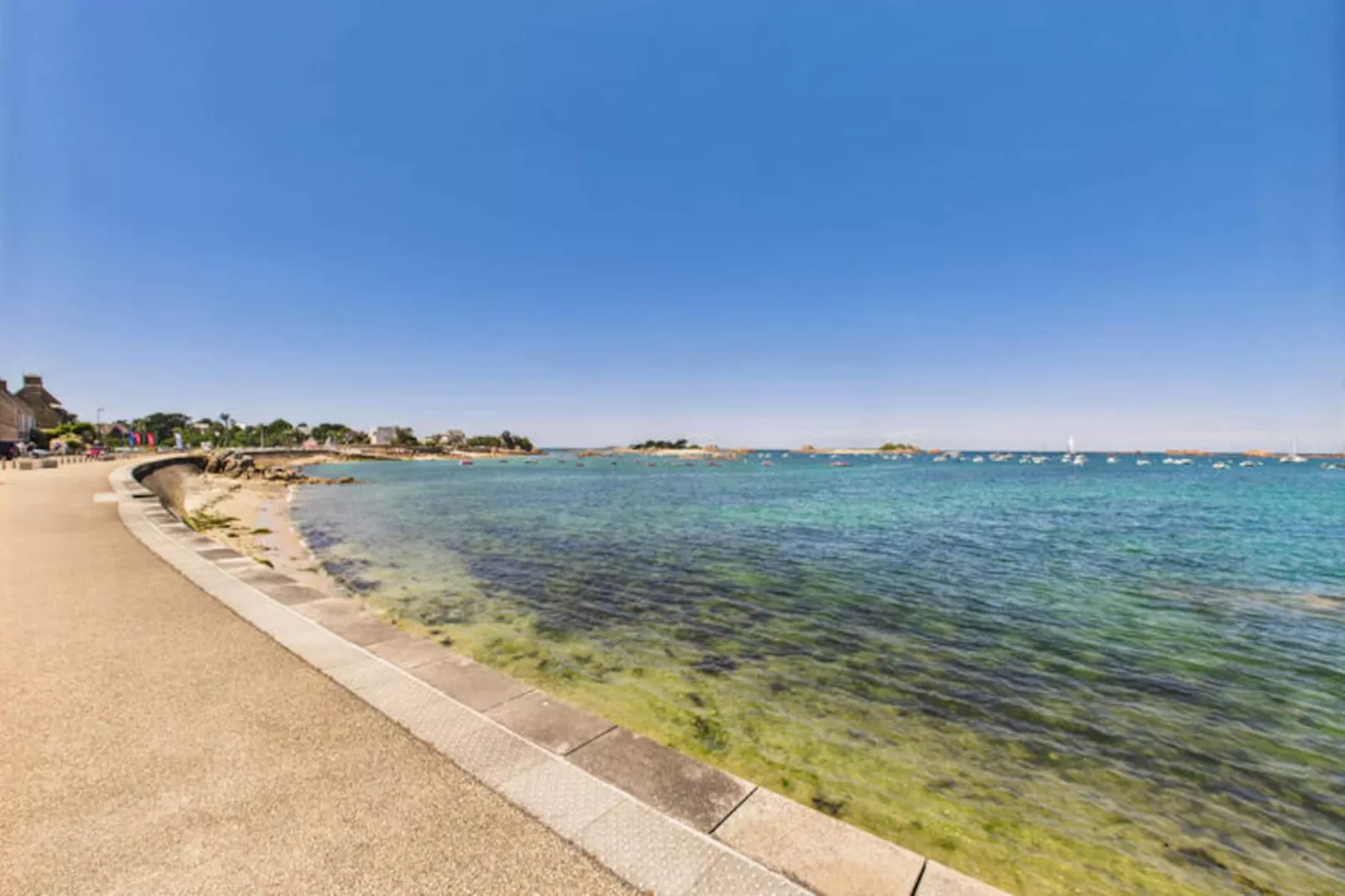 Maison à Penvénan-Niet-getagd