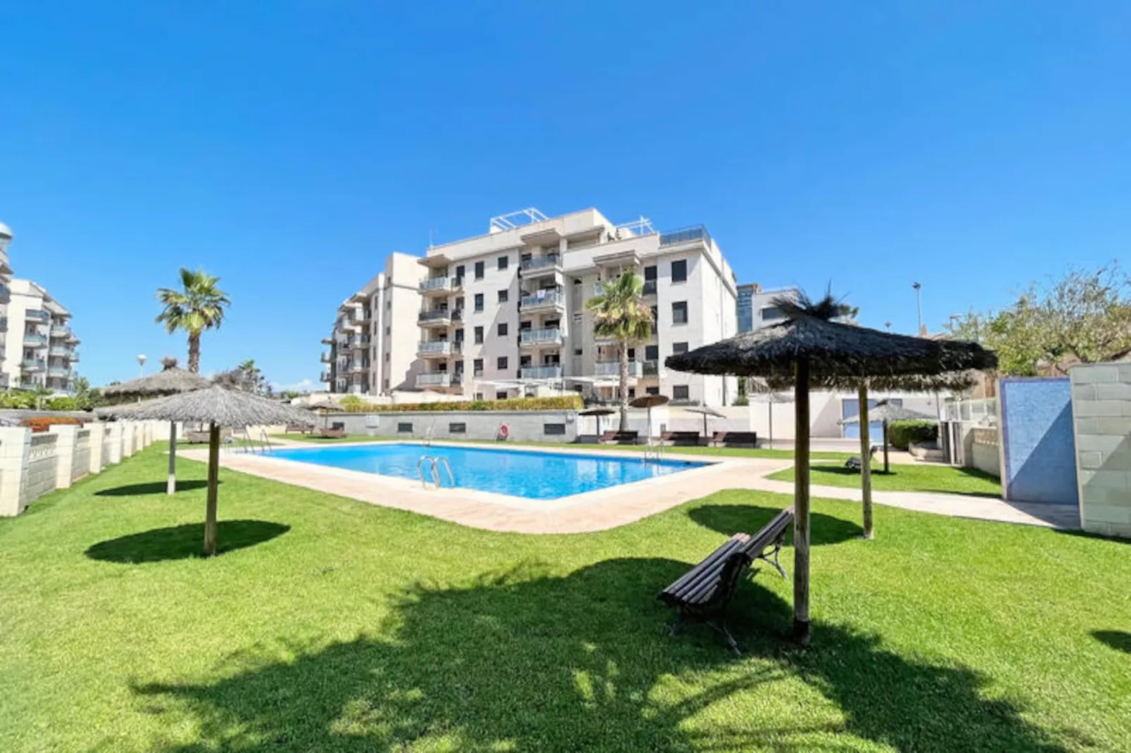 Appartements à Canet d'En Berenguer-Niet-getagd