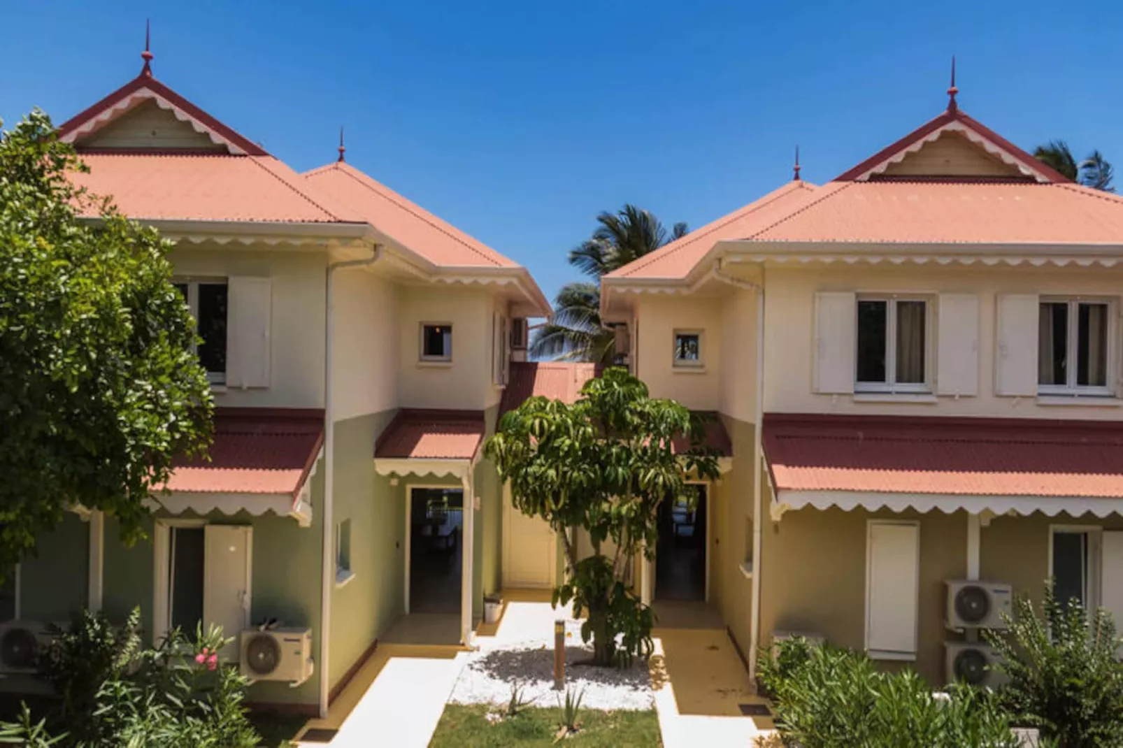 Maison à Le Moule-Niet-getagd