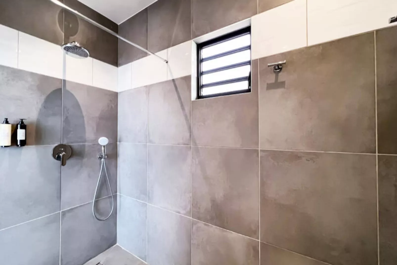 Maison à Bouillante-Niet-getagd