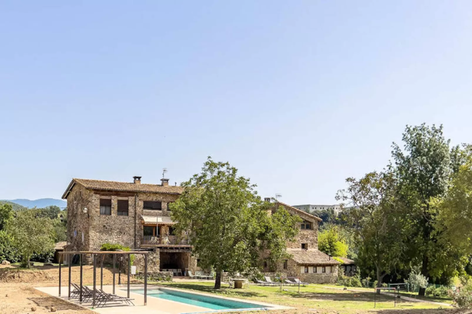 Mobil Home - Bungalow - Cottage à Montagut i Oix-Niet-getagd