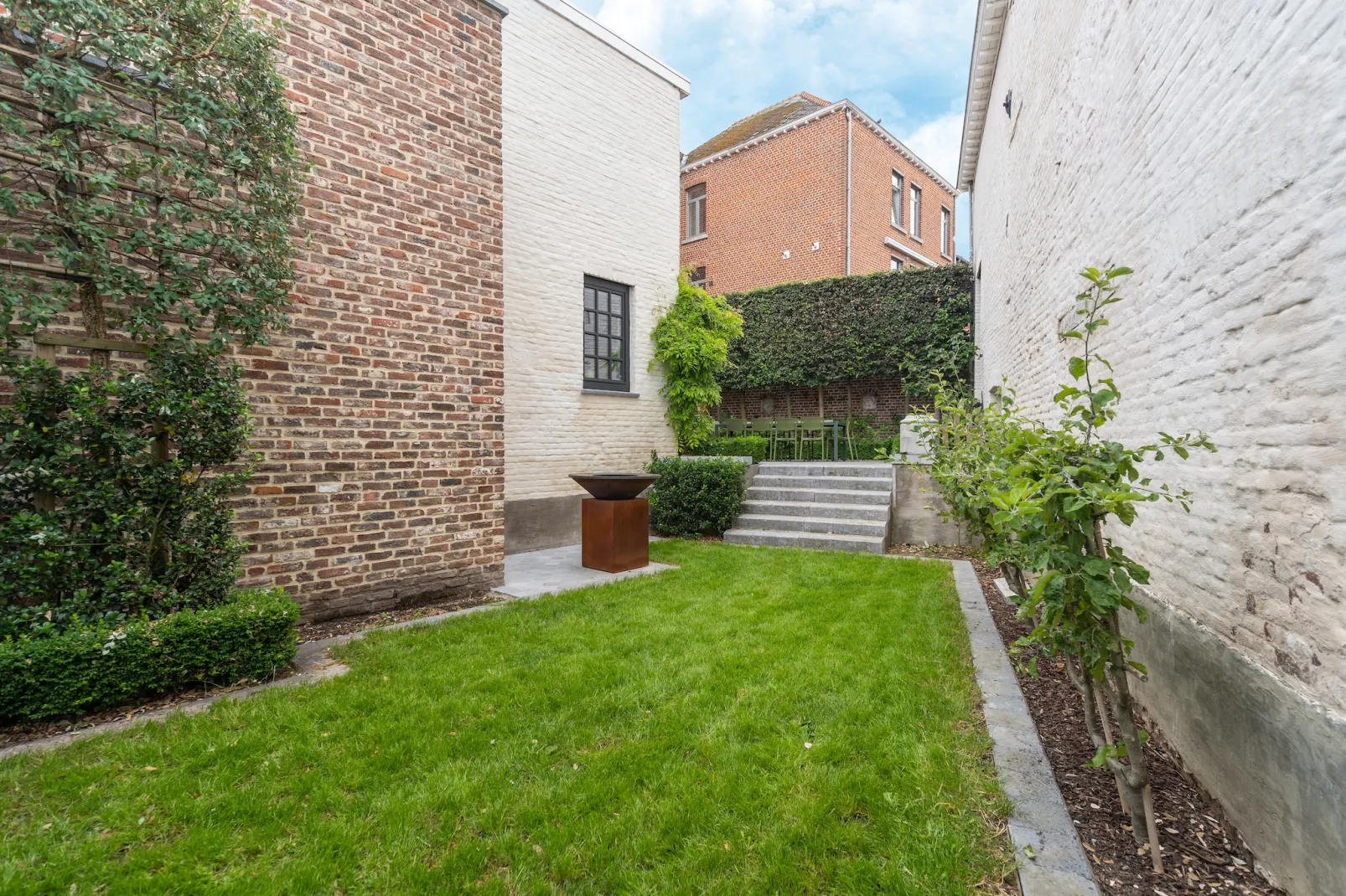 Huis Dries-Tuinen zomer