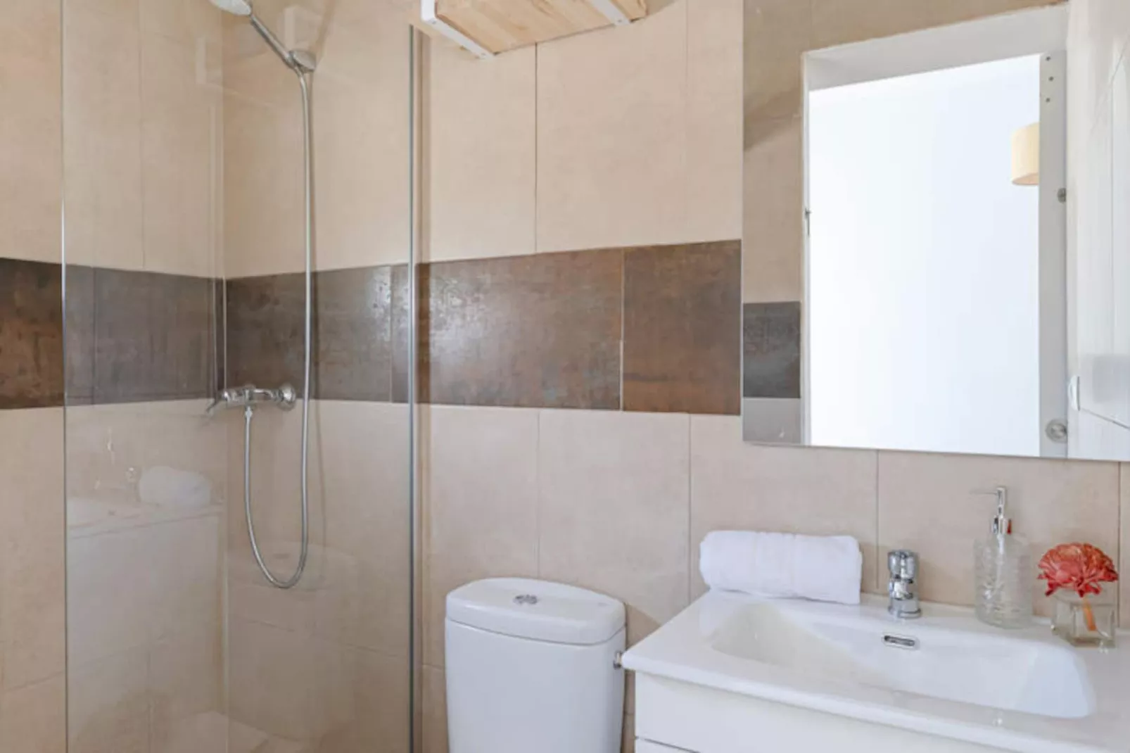 Maison à Ibi-Niet-getagd