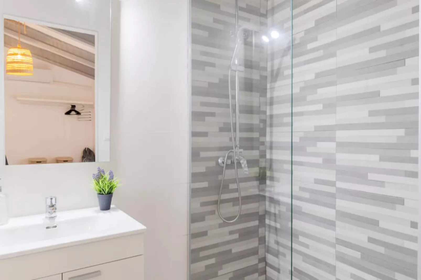 Maison à Ibi-Niet-getagd