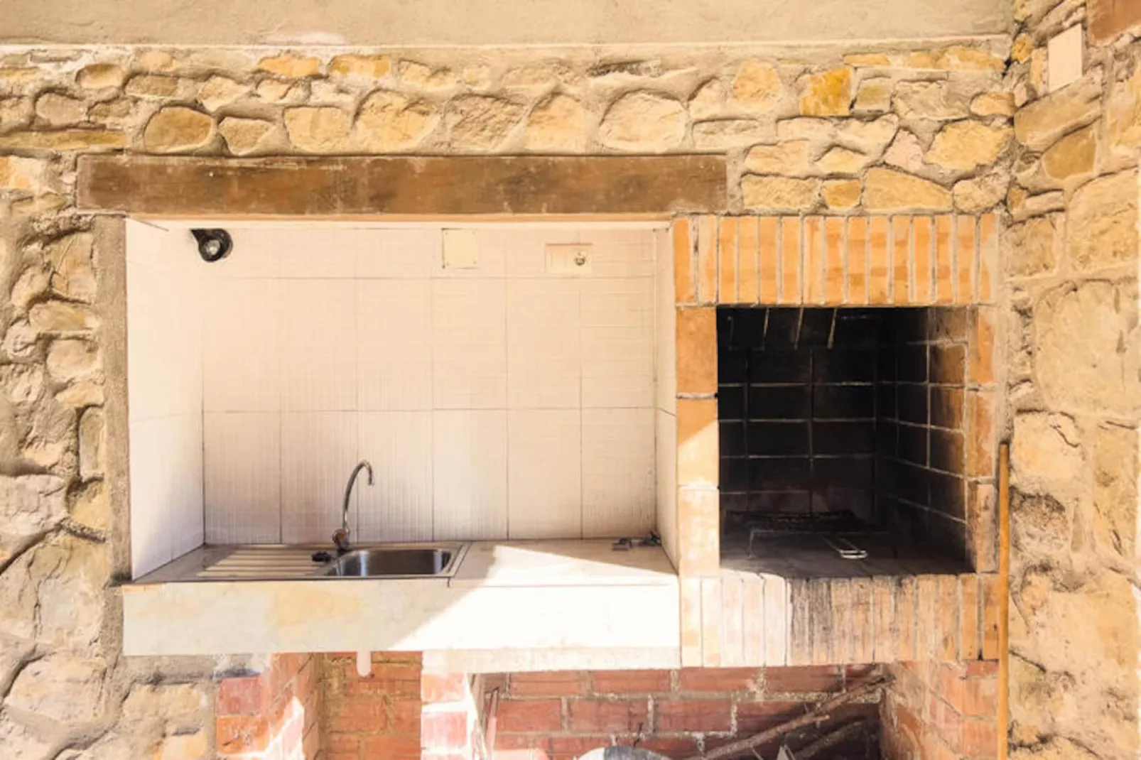 Mobil Home - Bungalow - Cottage à Beuda-Niet-getagd