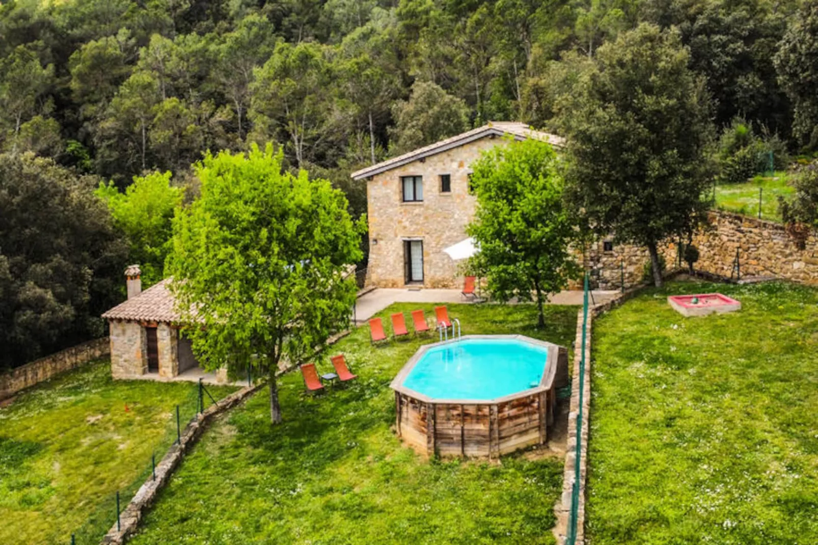 Mobil Home - Bungalow - Cottage à Beuda-Niet-getagd