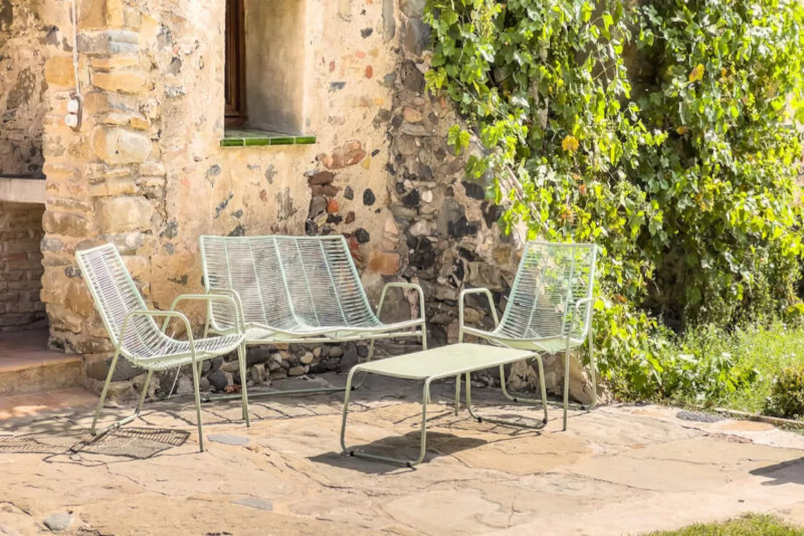 Mobil Home - Bungalow - Cottage à Montagut i Oix-Niet-getagd