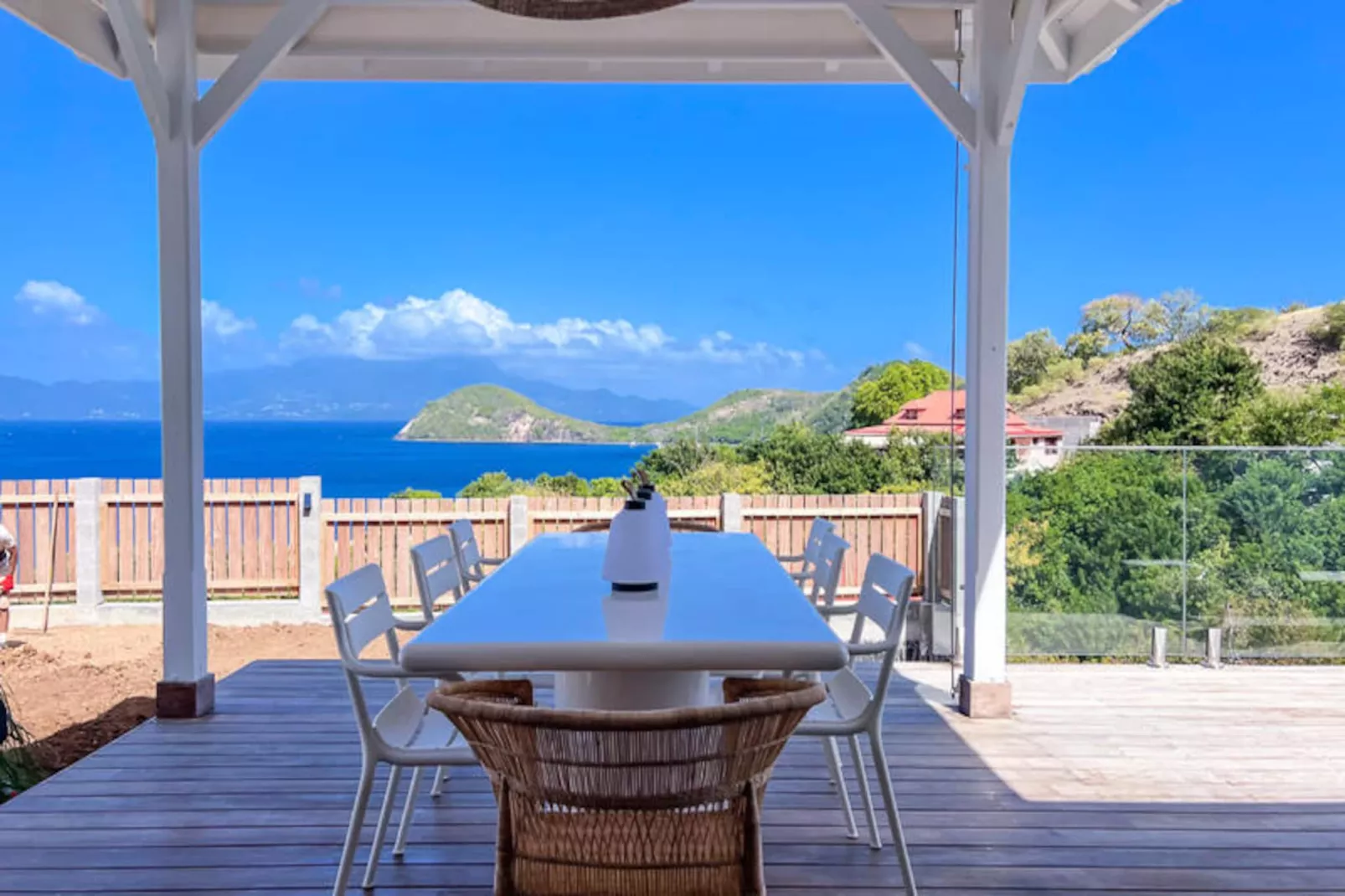 Maison à Terre de Haut-Niet-getagd