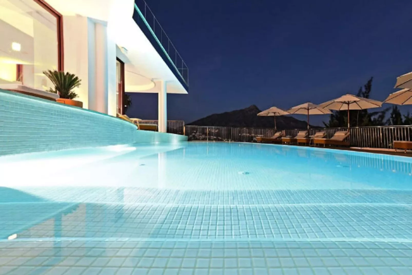 Maison à Marbella-Niet-getagd