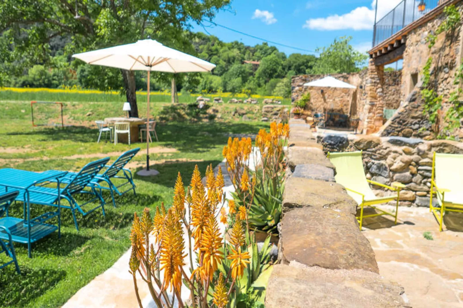 Mobil Home - Bungalow - Cottage à Montagut i Oix-Niet-getagd