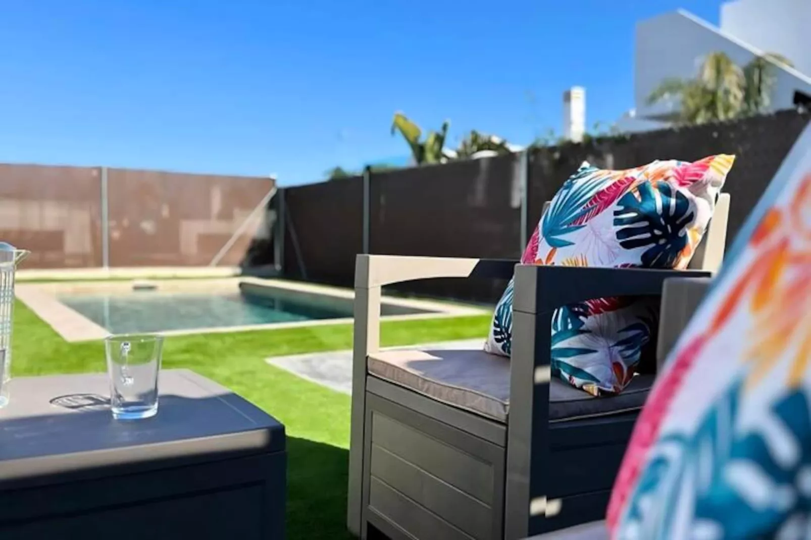 Golf, Soleil Et Piscine Priv&eacute;e Pour Un S&eacute;jour De R&ecirc;ve !-Niet-getagd