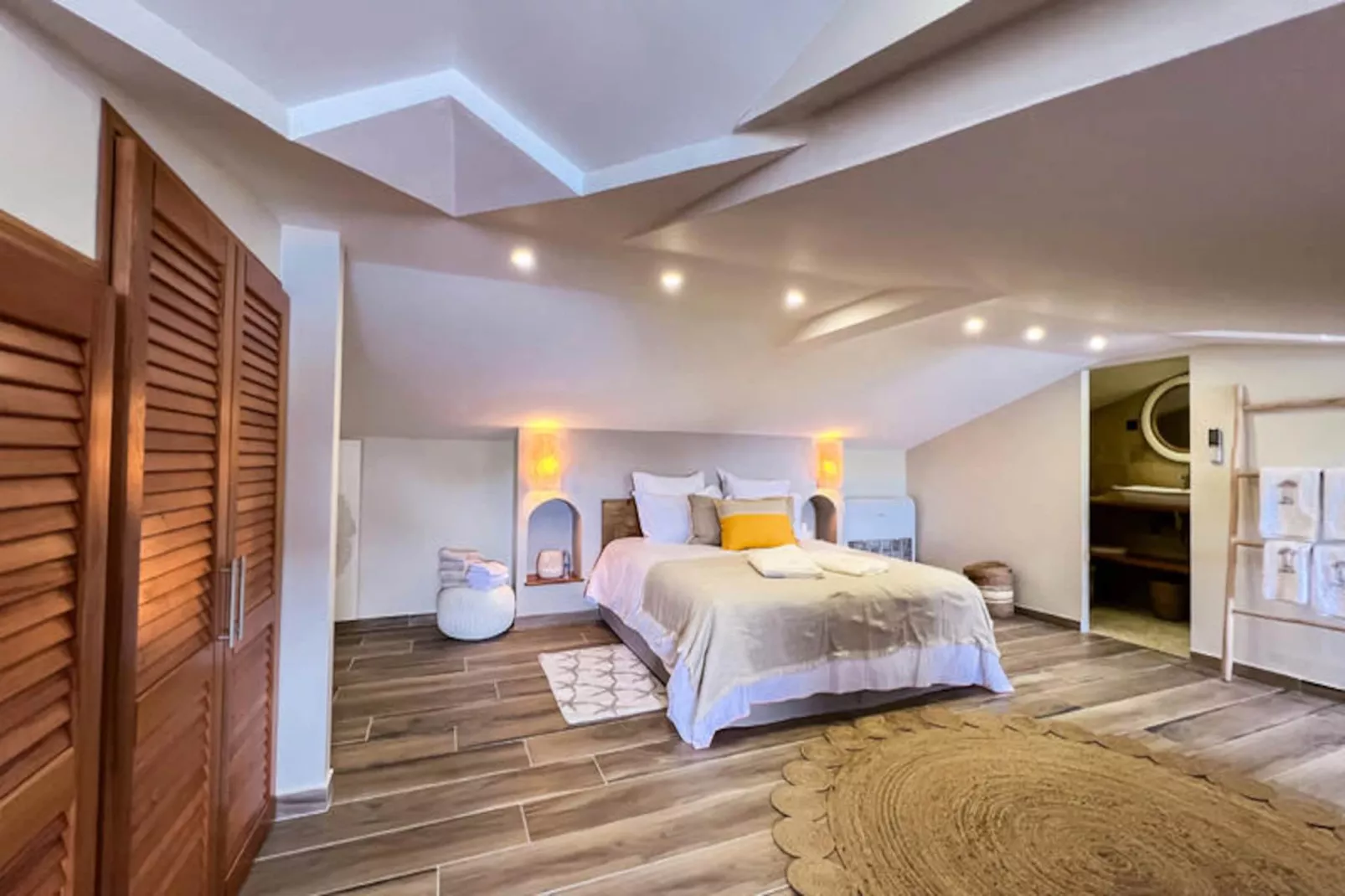 Maison à Terre de Haut-Niet-getagd