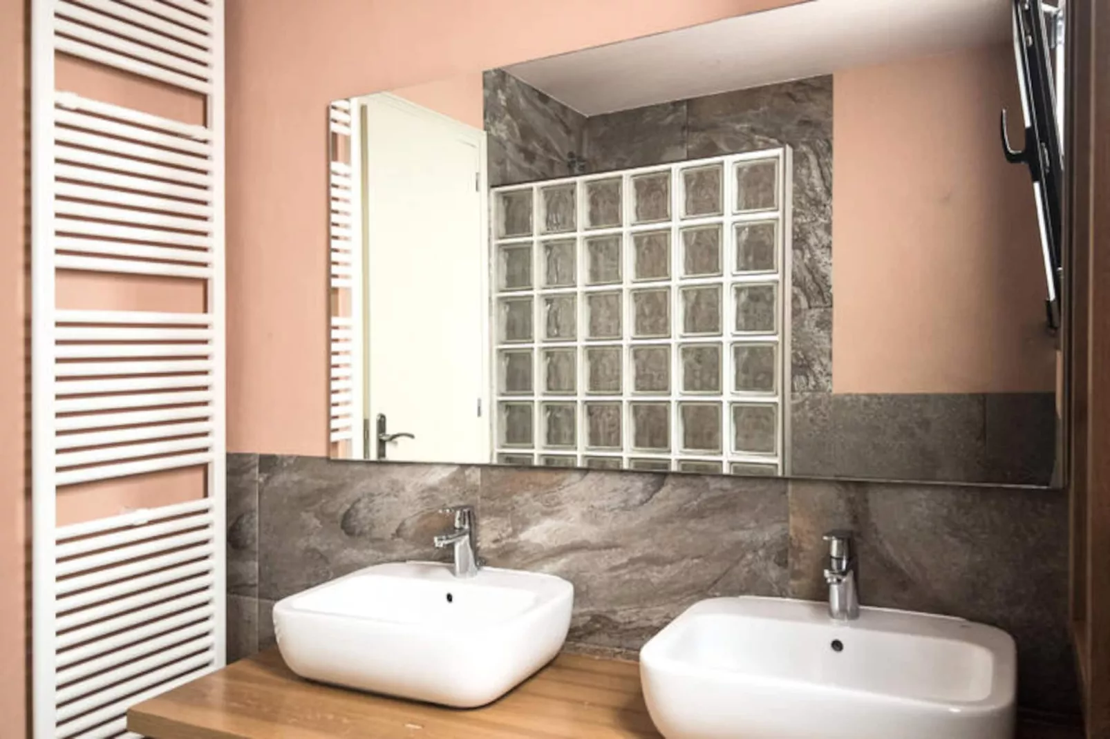 Mobil Home - Bungalow - Cottage à Vilaür-Niet-getagd