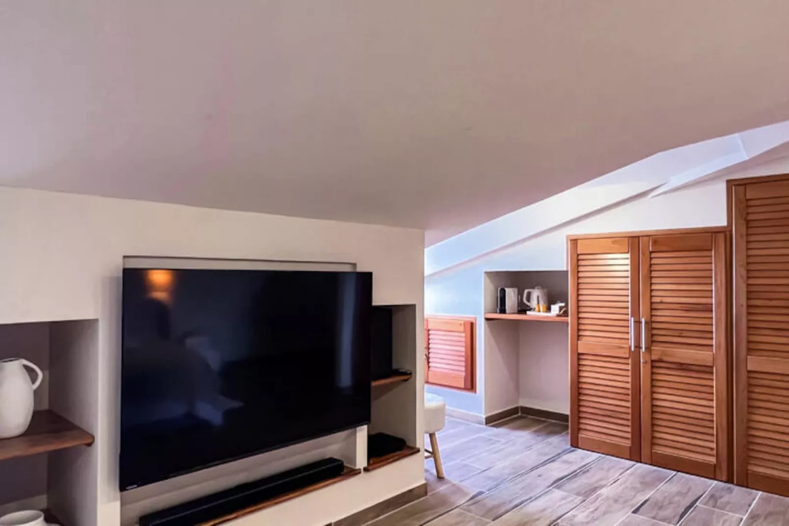 Maison à Terre de Haut-Niet-getagd