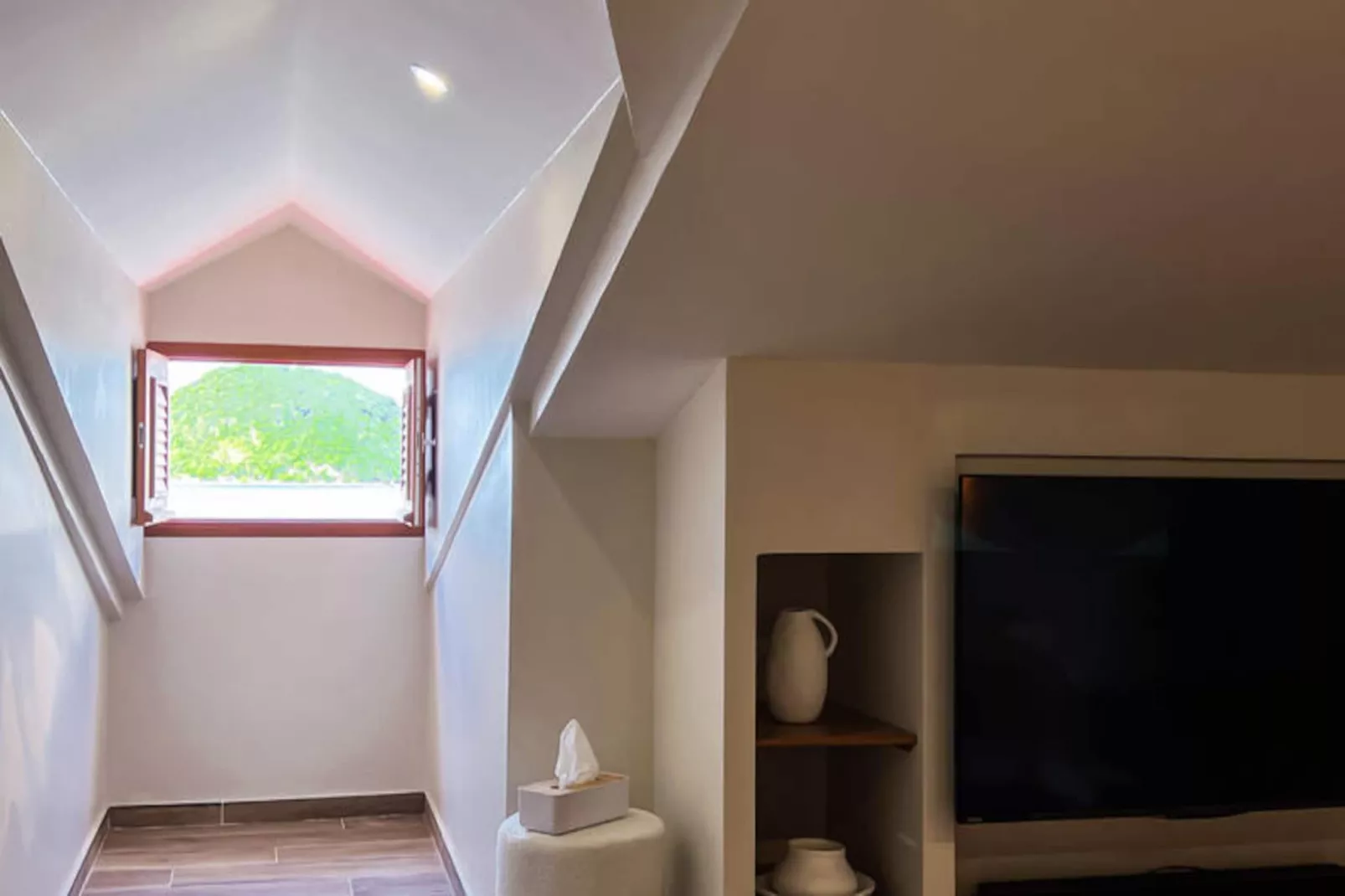 Maison à Terre de Haut-Niet-getagd