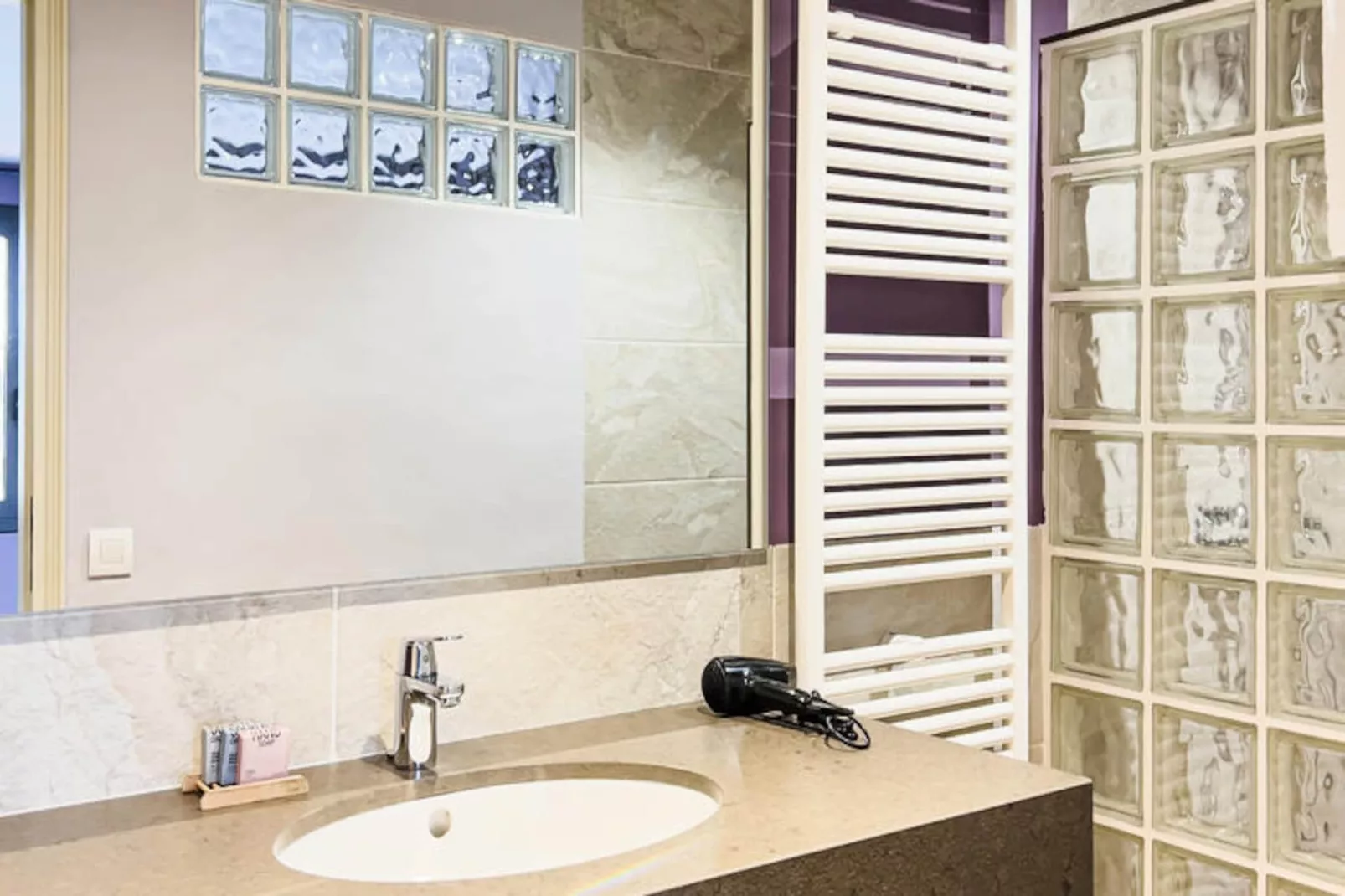 Mobil Home - Bungalow - Cottage à Vilaür-Niet-getagd