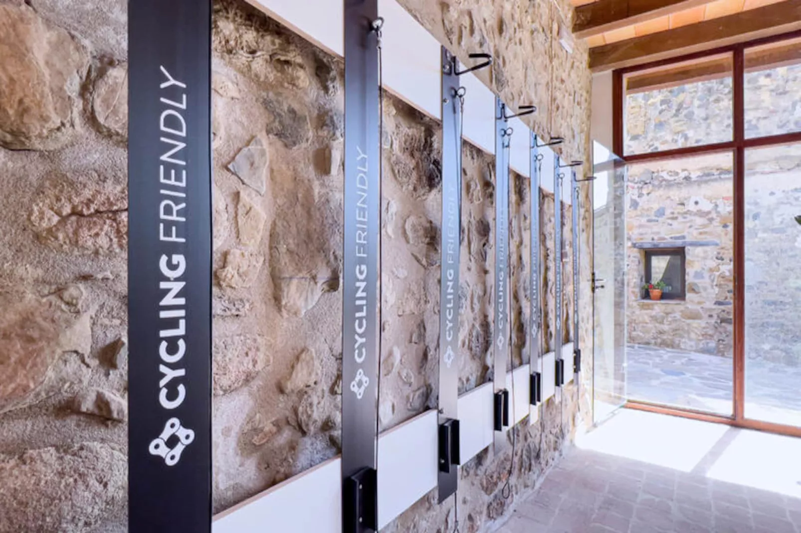 Mobil Home - Bungalow - Cottage à Montagut i Oix-Niet-getagd