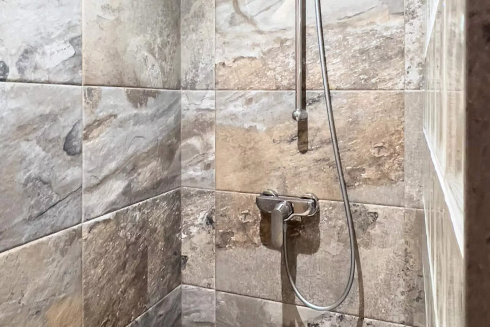 Mobil Home - Bungalow - Cottage à Vilaür-Niet-getagd