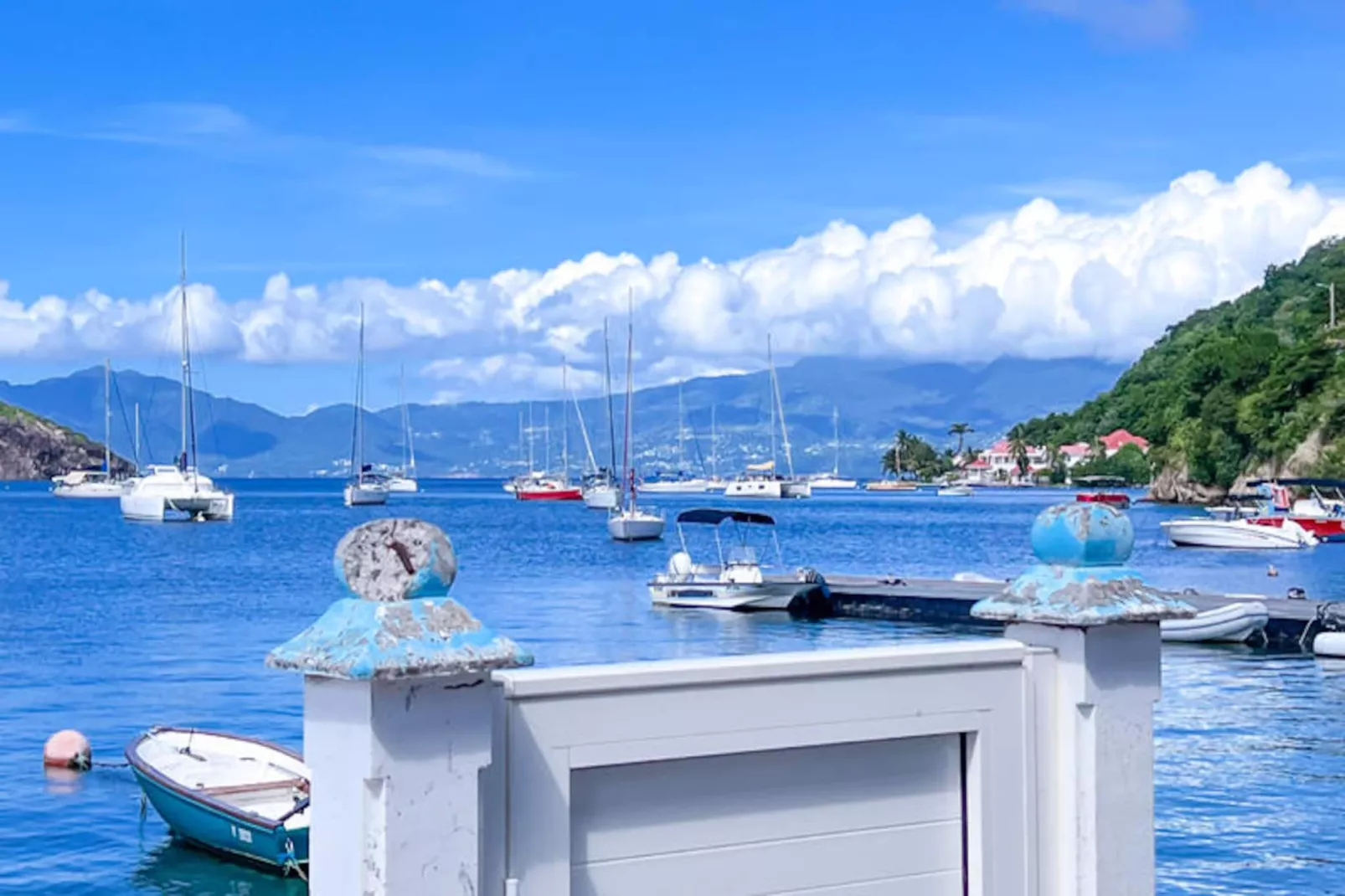 Maison à Terre de Haut-Niet-getagd