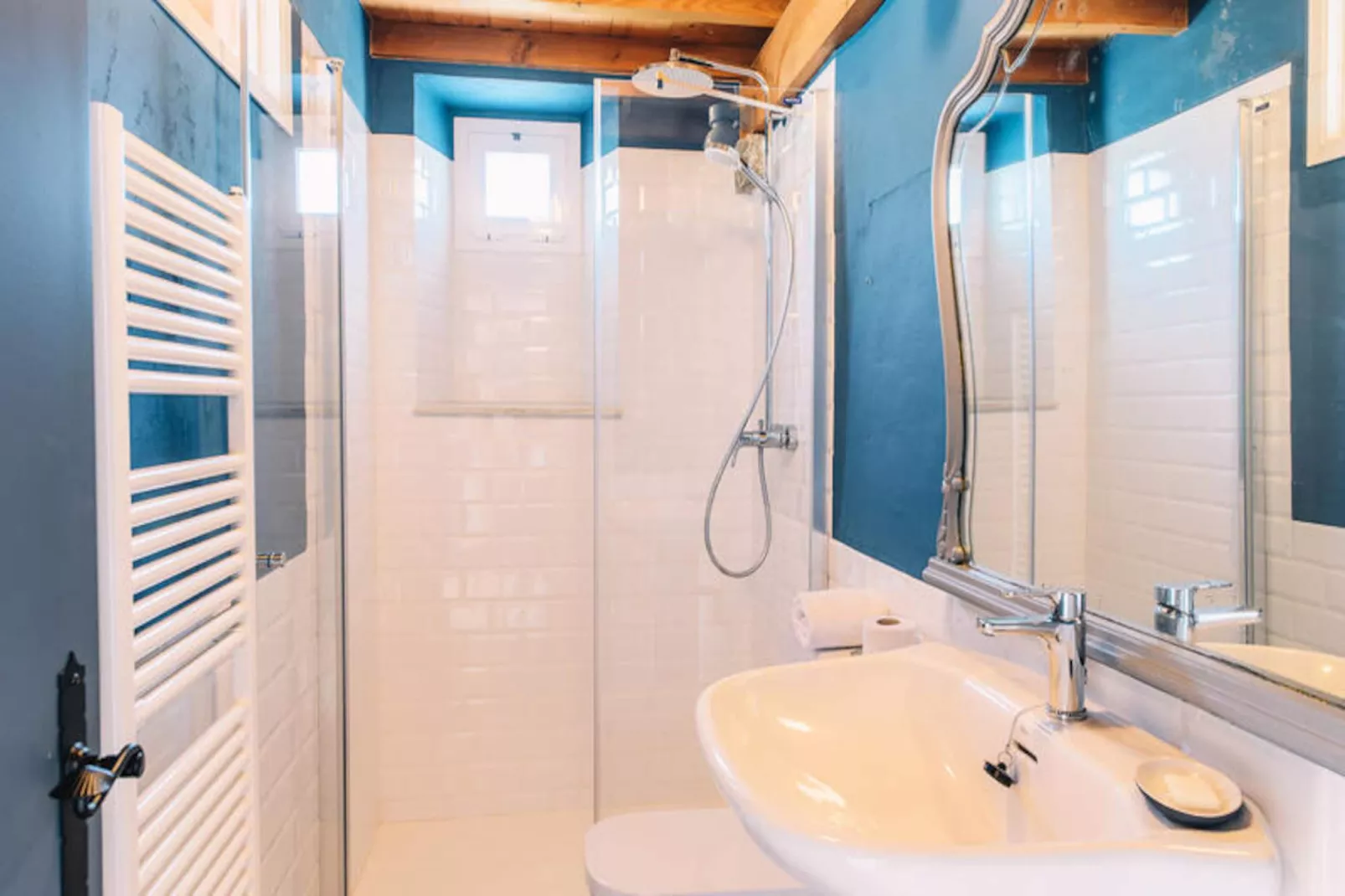 Mobil Home - Bungalow - Cottage à Montagut i Oix-Niet-getagd