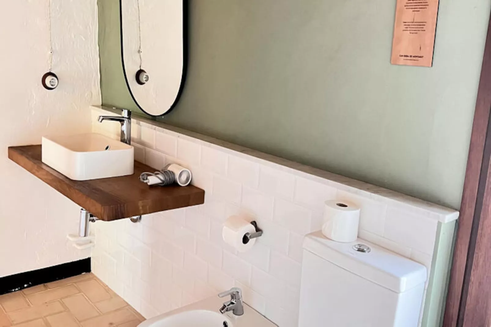 Mobil Home - Bungalow - Cottage à Montagut i Oix-Niet-getagd