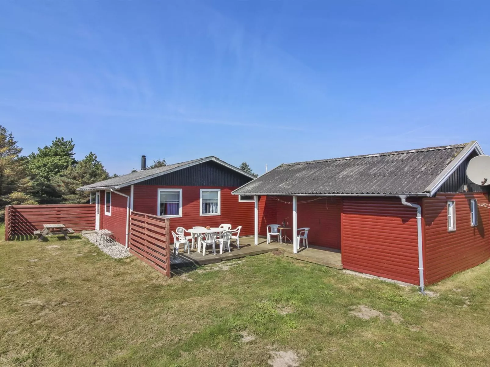 "Jule" - 600m from the sea