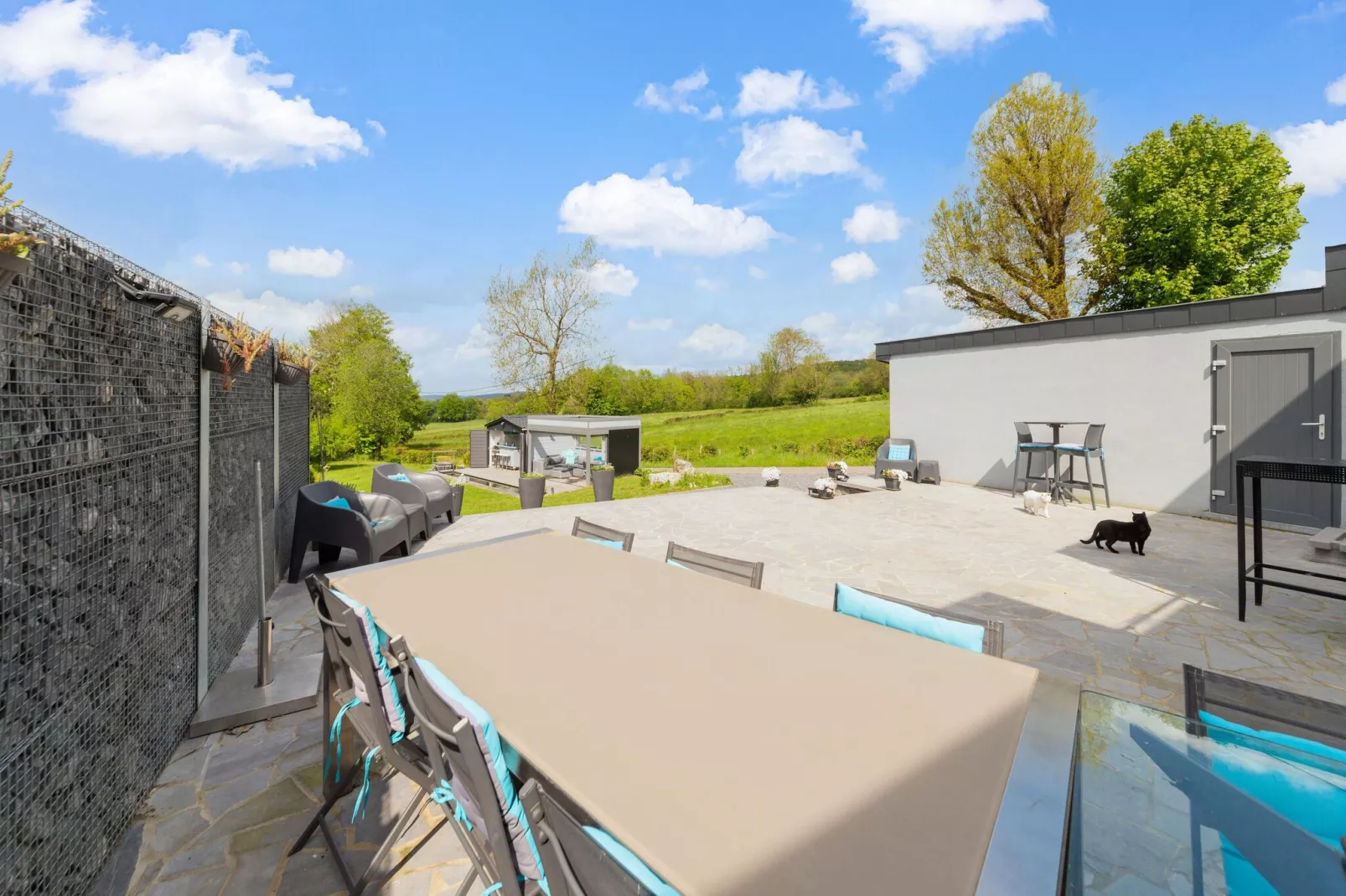 Charmante habitation située à la Reid avec Jacuzzi-Terrasbalkon