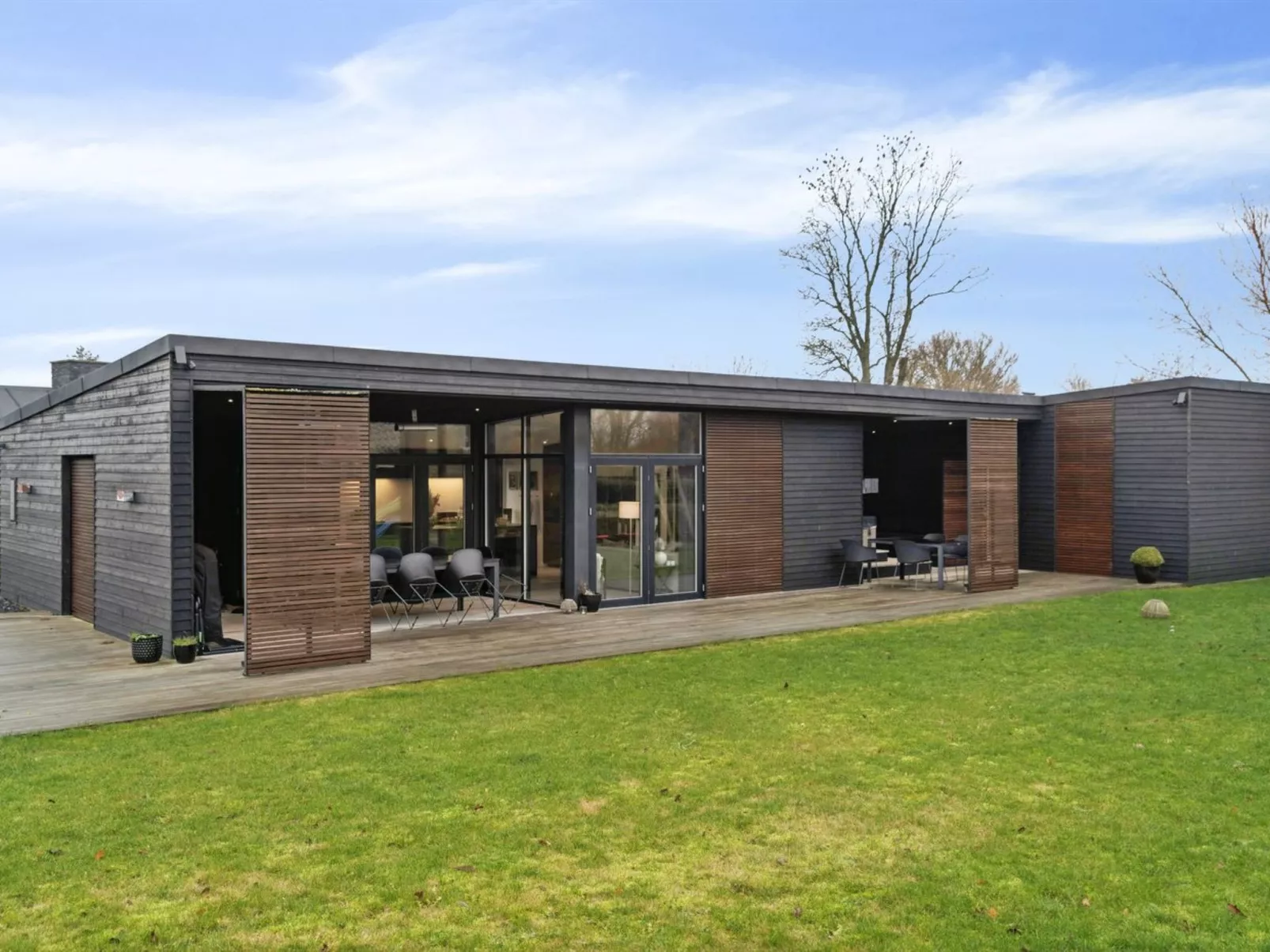 "Emelina" - 300m from the sea