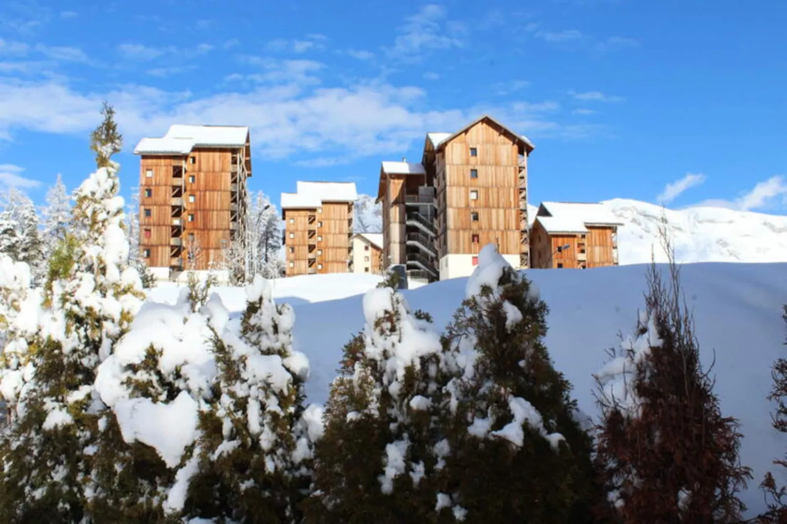 Les Chalets De Superd Dauphinelle
