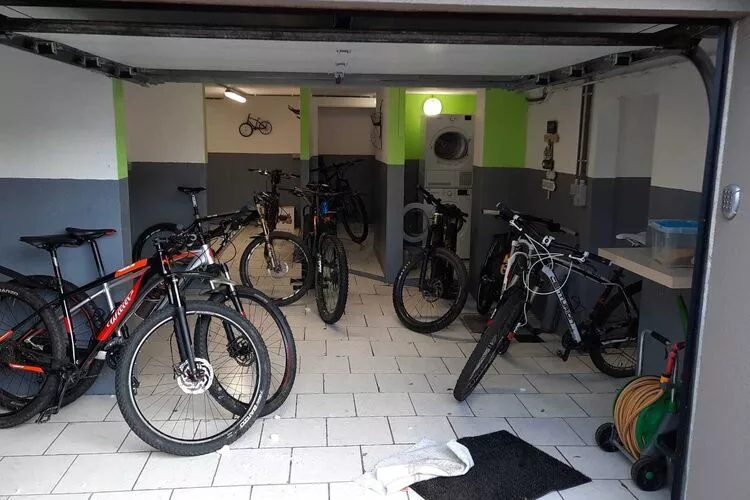 Entre amis 8 personnes-Parkfaciliteiten