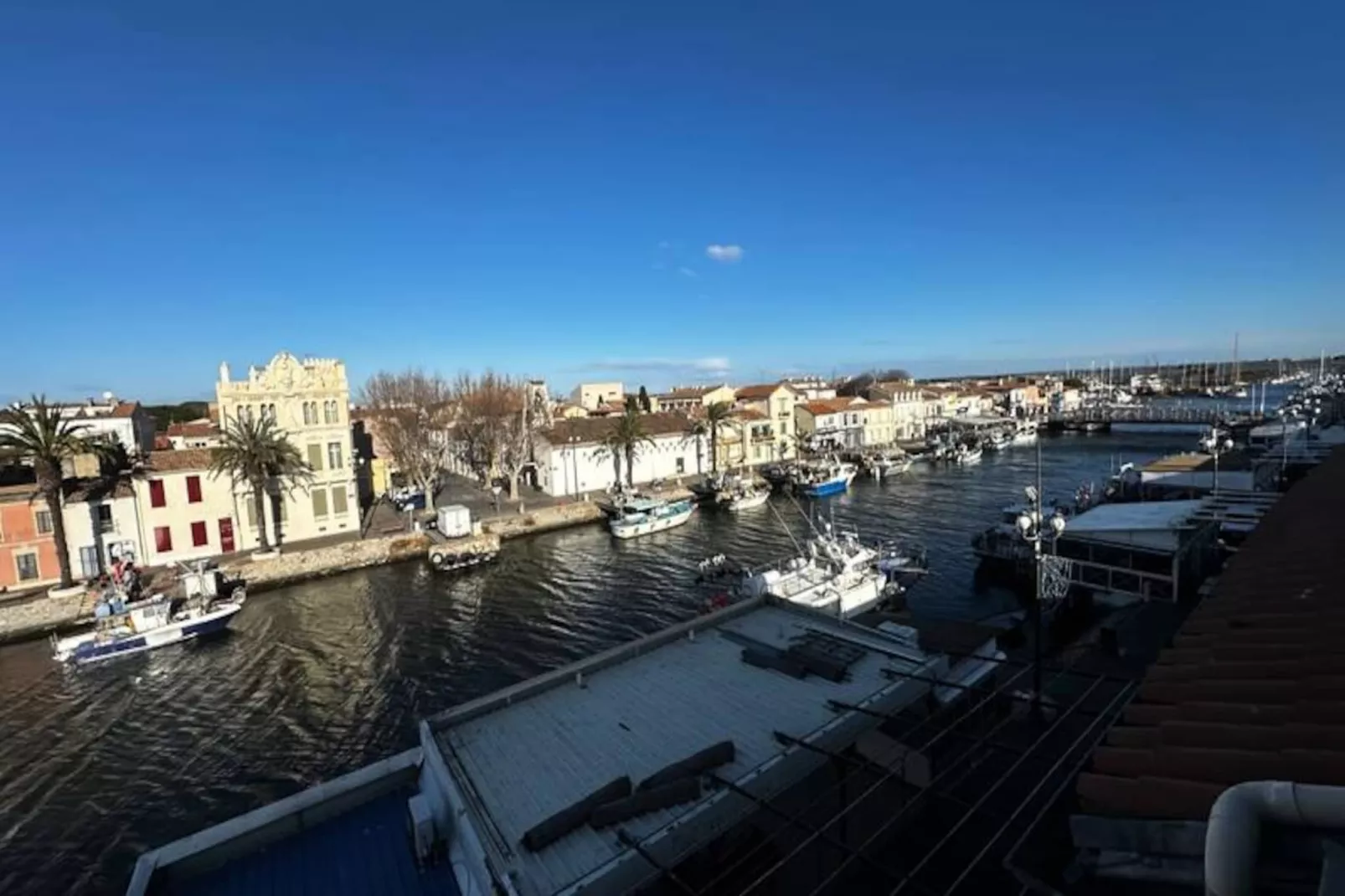 Résidence  Maisonnette De Plage Sur Les Toits: Appart 1 Chambre 1 Mezzanine Avec Vue