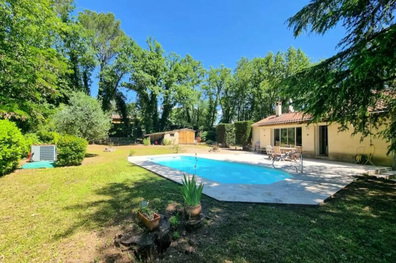 Villa 6 Pers à 30 Minutes De Cannes/piscine Privée