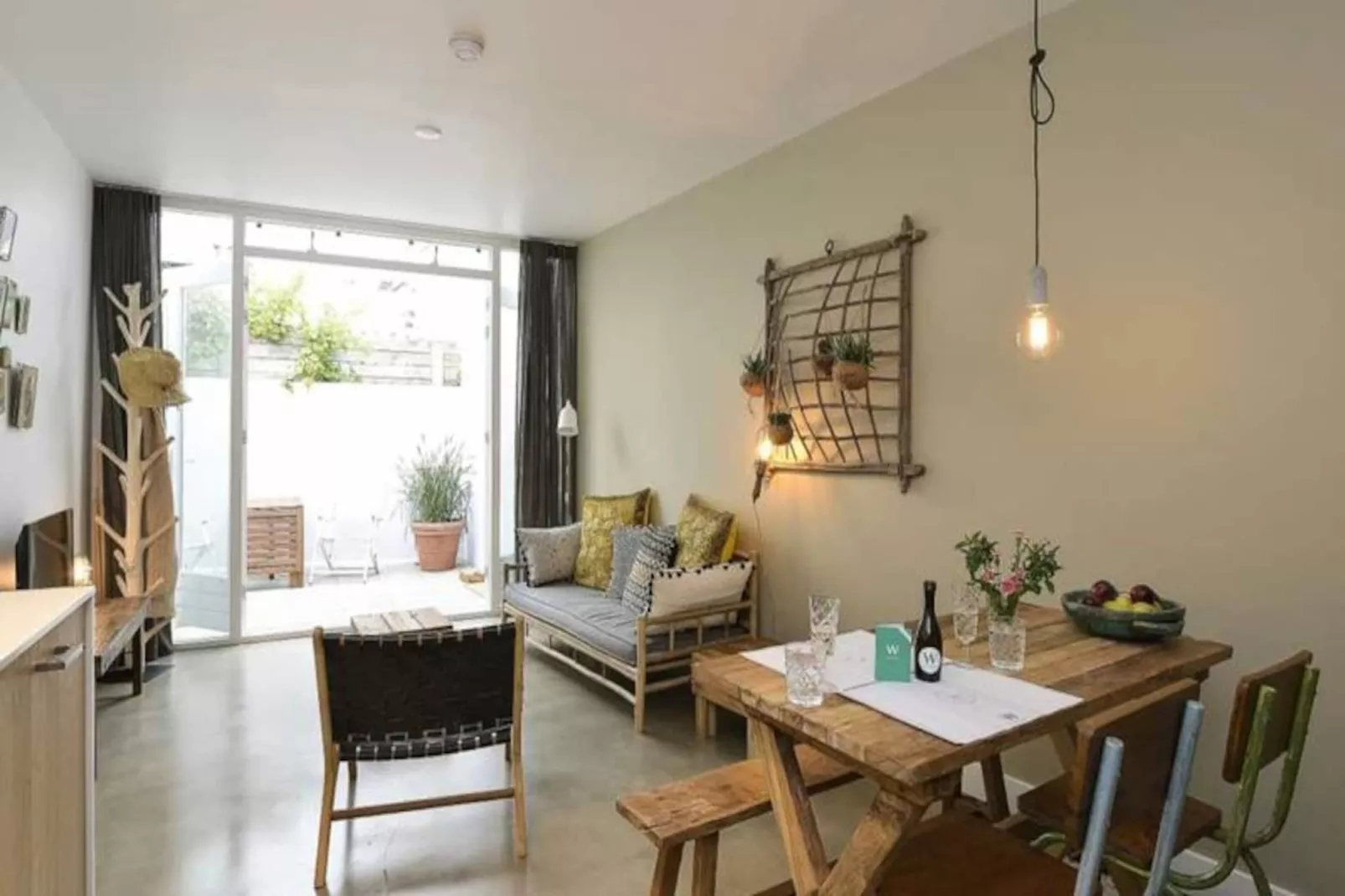 Follow The Sun Zandvoort