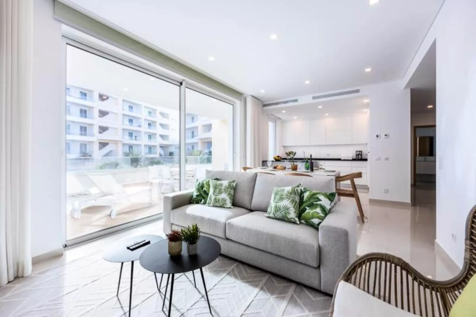 Adega Marina Apartments - Pool View