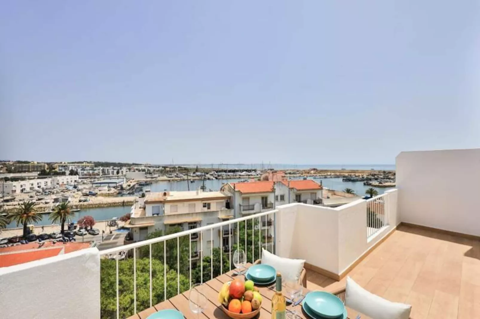 City Centre Ocean View Apartment