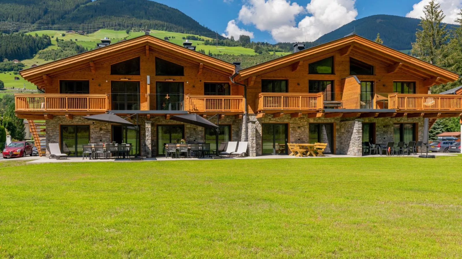 Tauernlodge Eben A4-Buitenkant zomer