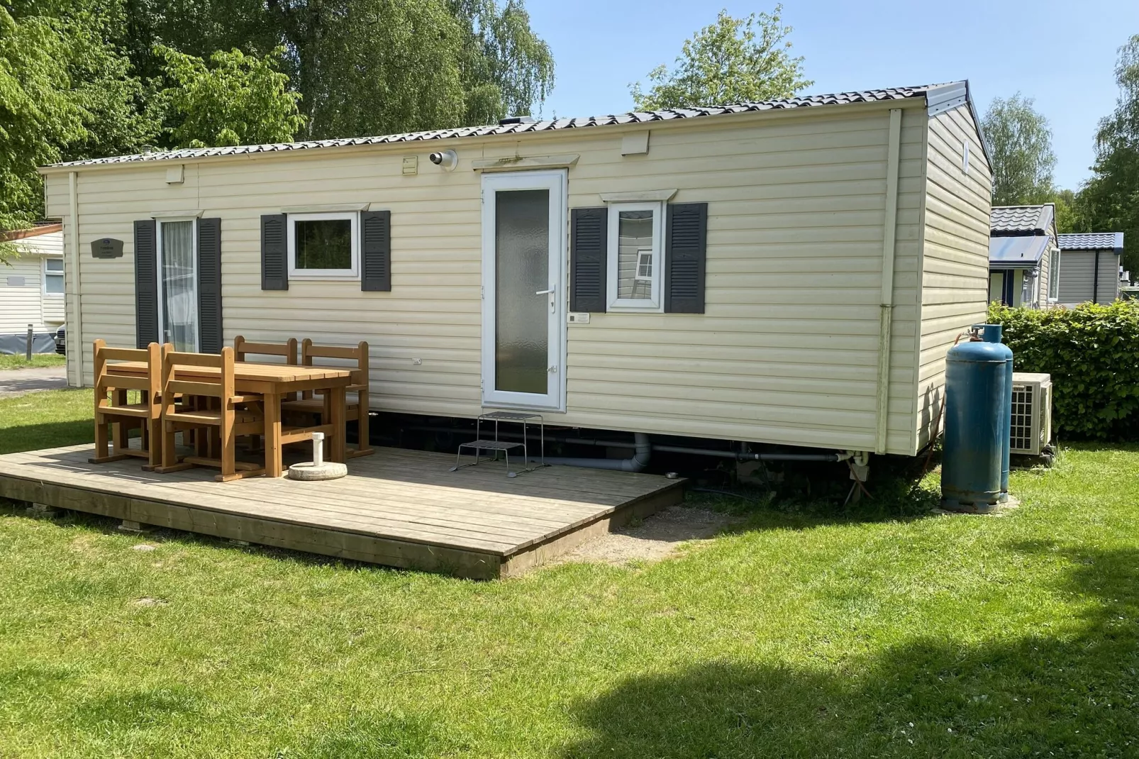 Caravane Blier Domaine de L'aisne-Buitenkant zomer