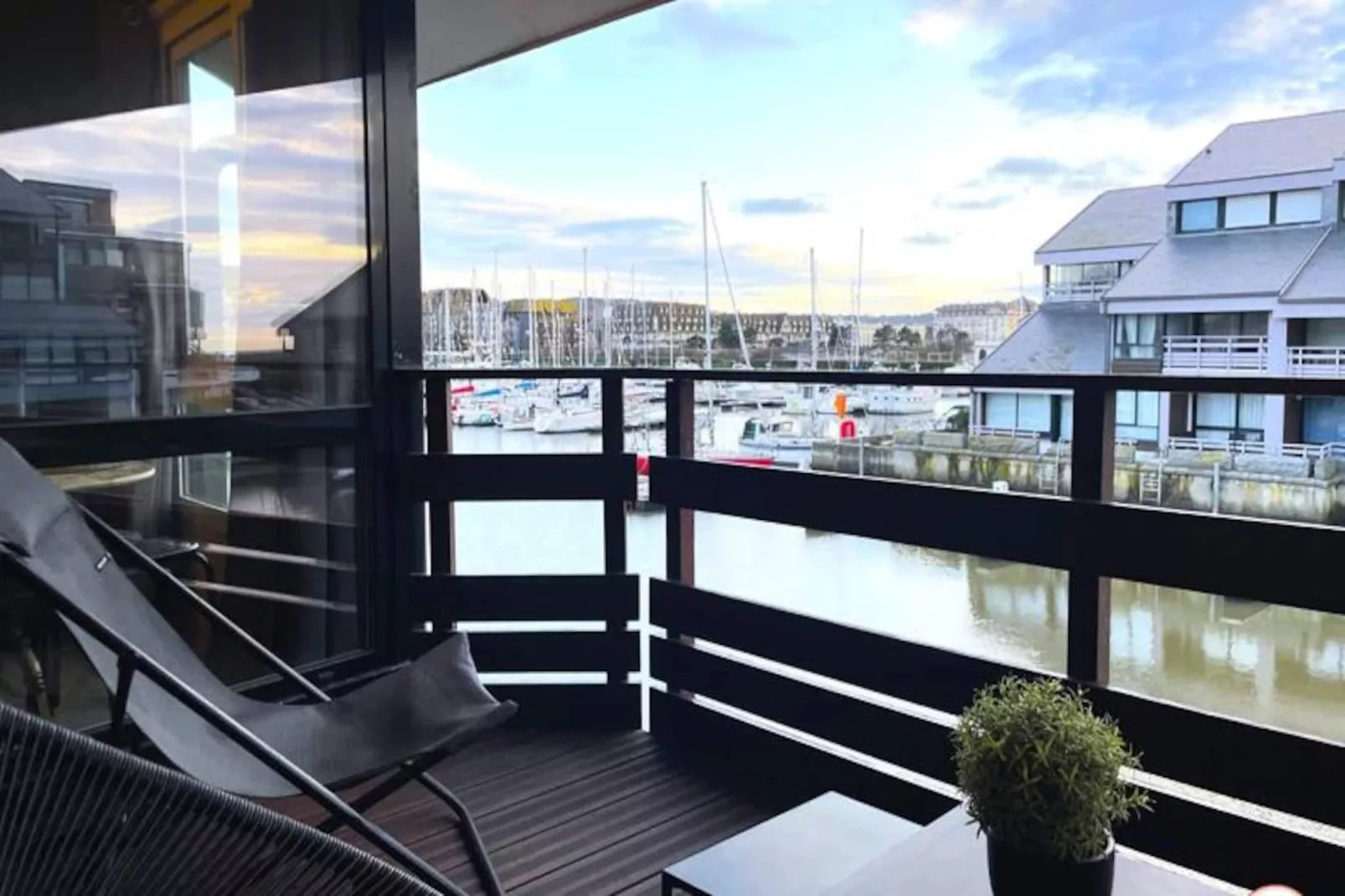 ⚫ Le Black Pearl - Terrasse, Vue Marina