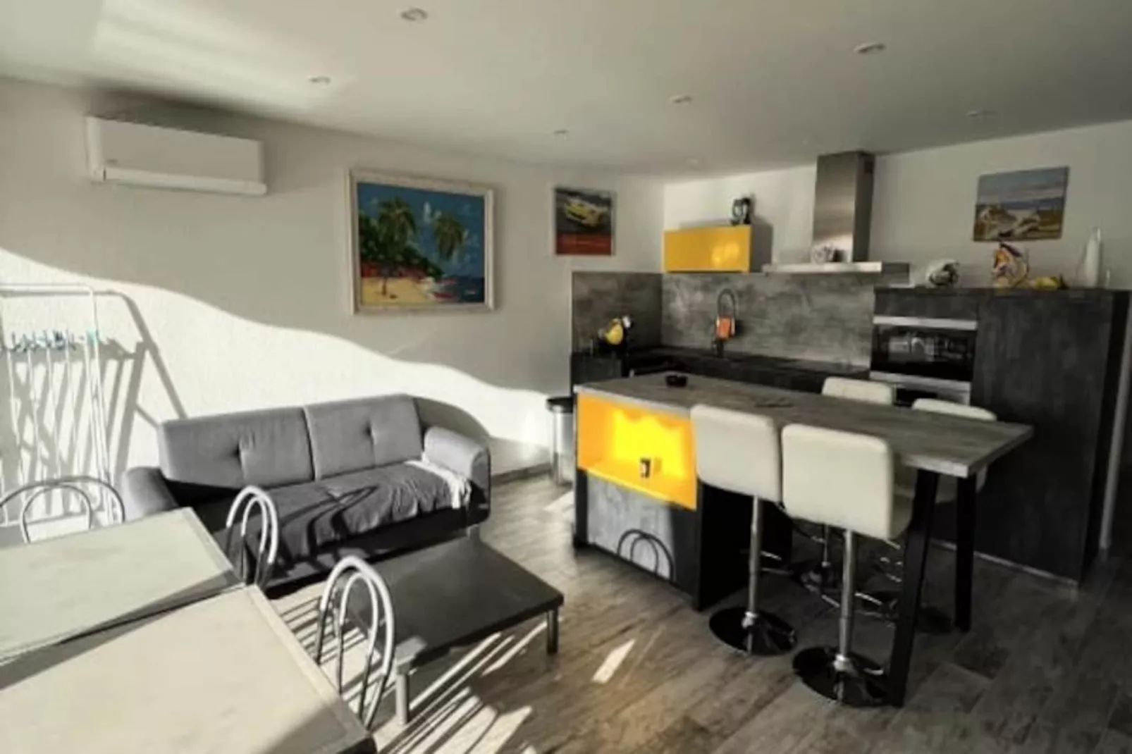 Résidence La Marina De Lairan : 2 Chambres Terrasse Vue Port De Plaisance