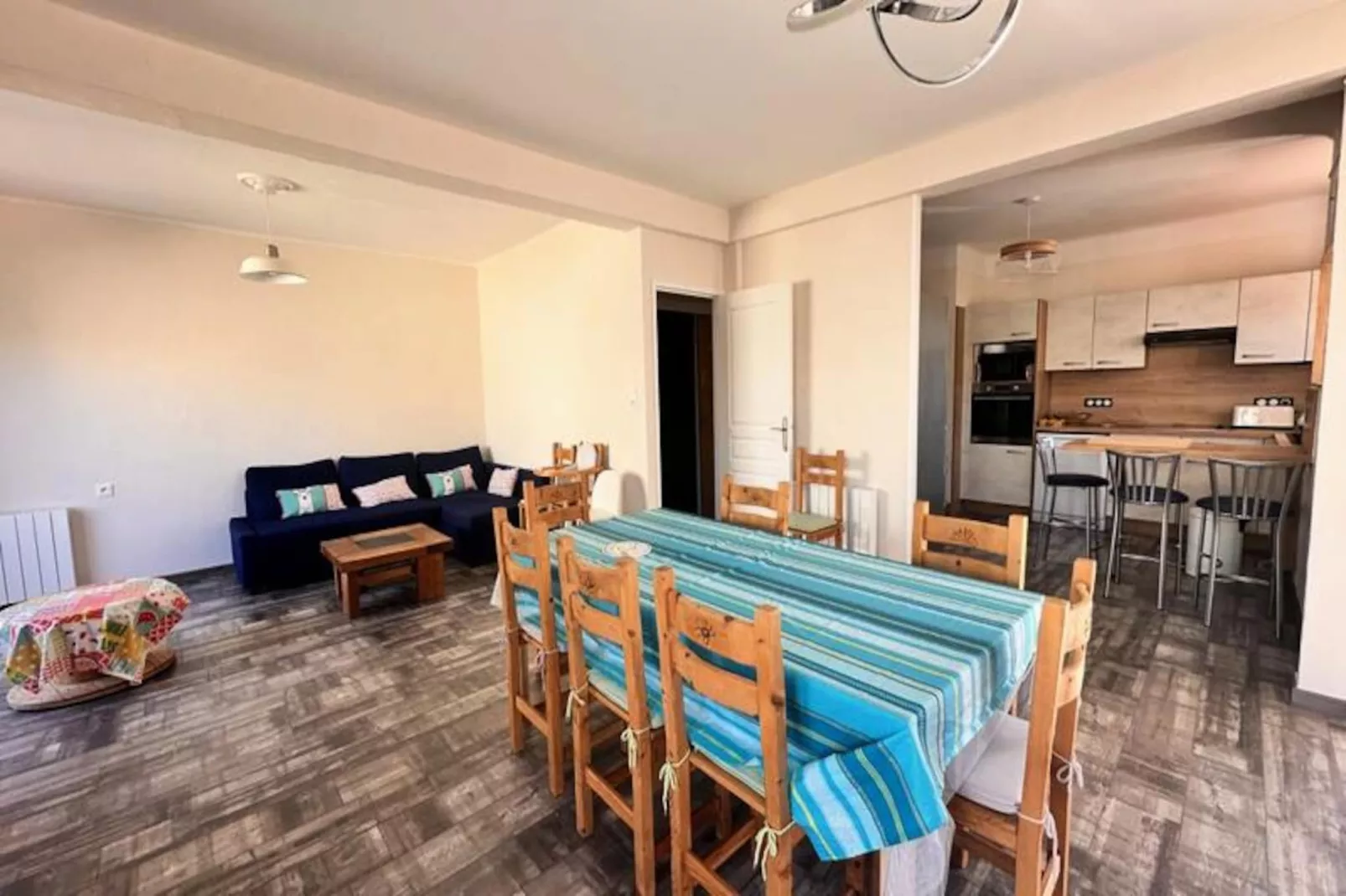 Résidence Coeur De Camargue - Appartement Avec Terrasse  Proche De La Plage