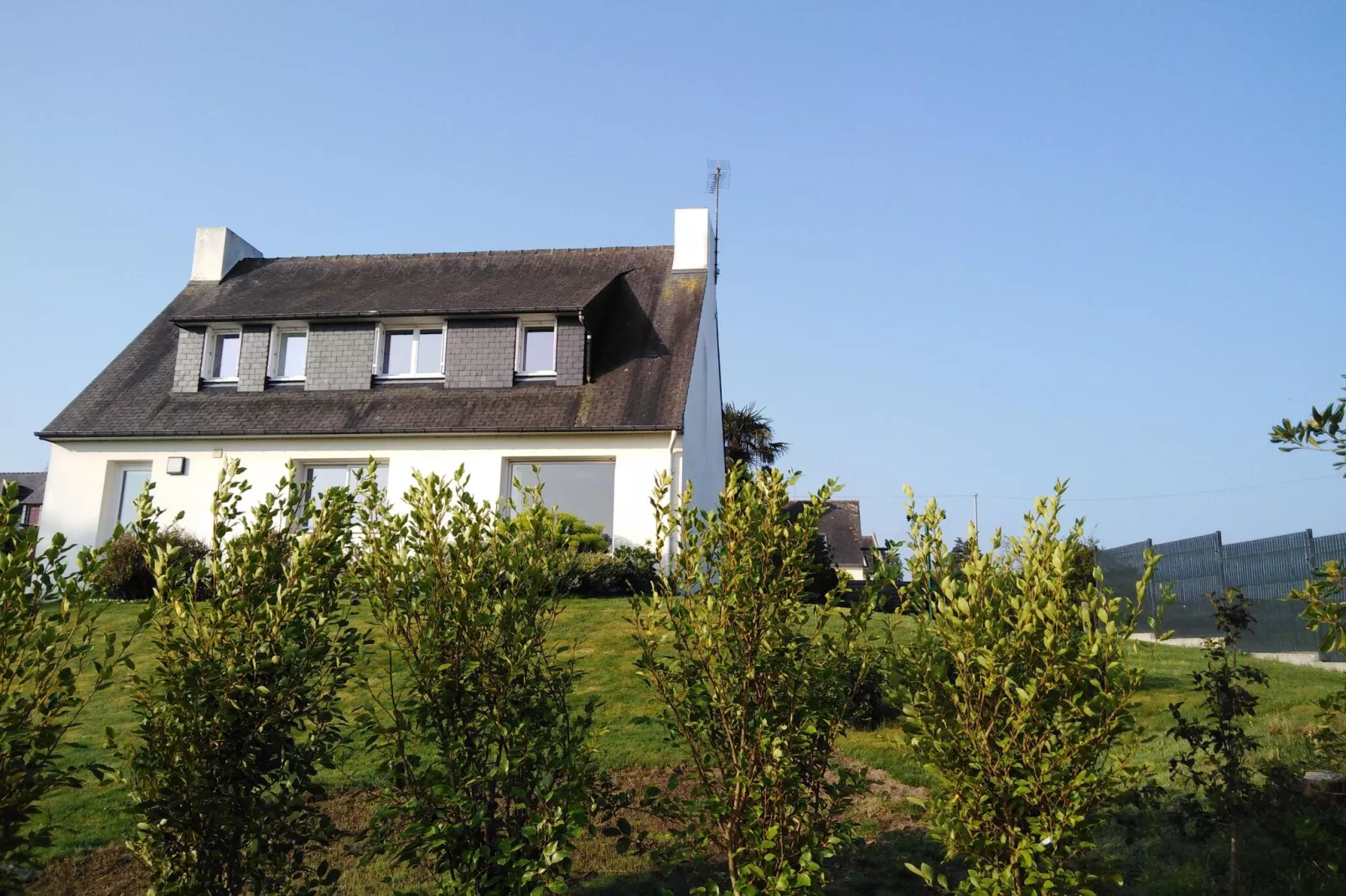 Holiday home Perros-Guirec-Buitenkant zomer