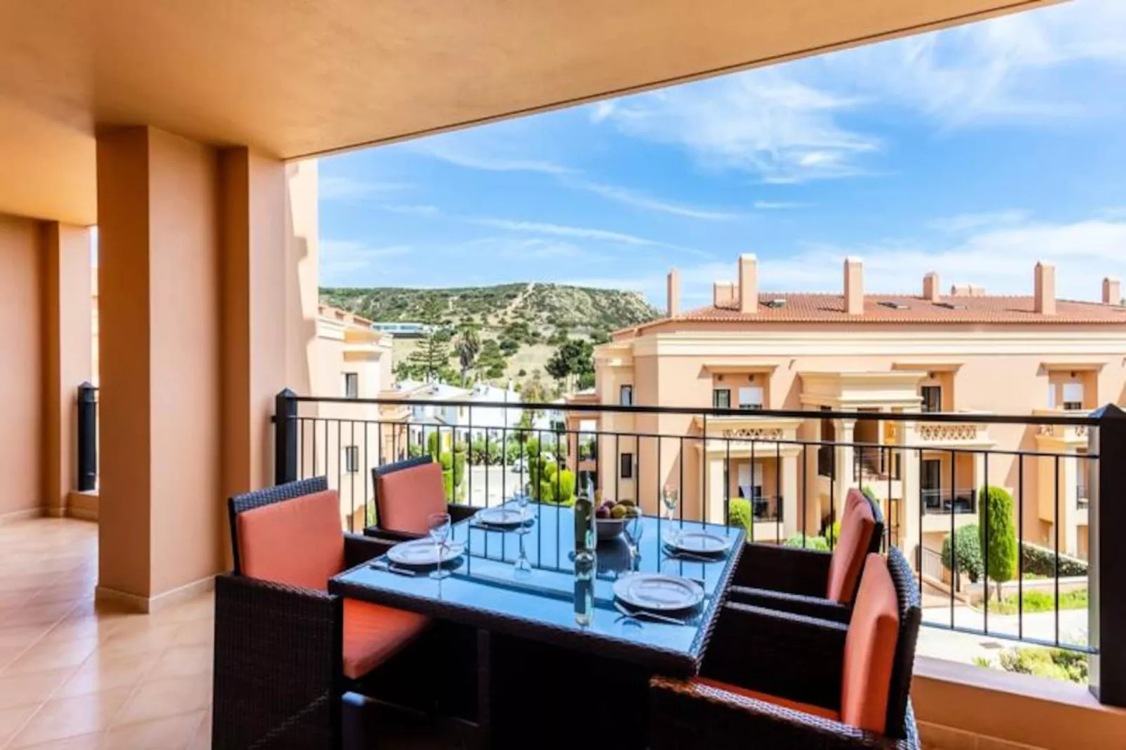 Rock And Sea - Baia Da Luz