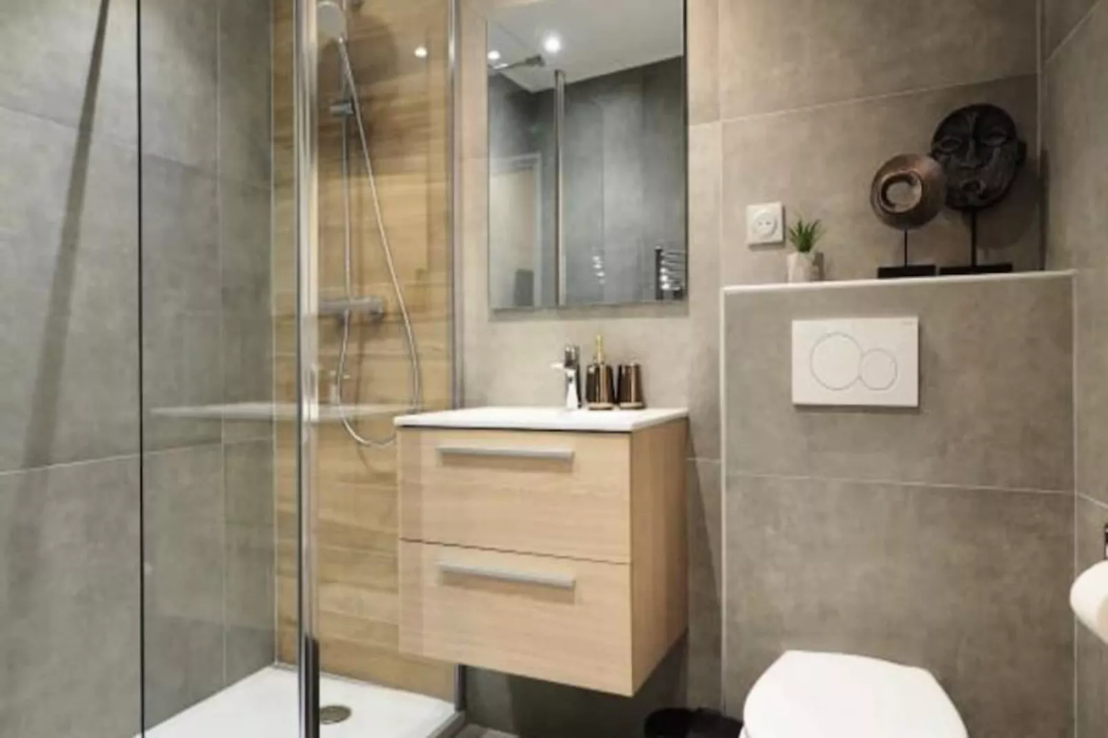 06r - Beau T2 Moderne - Vieux Nice