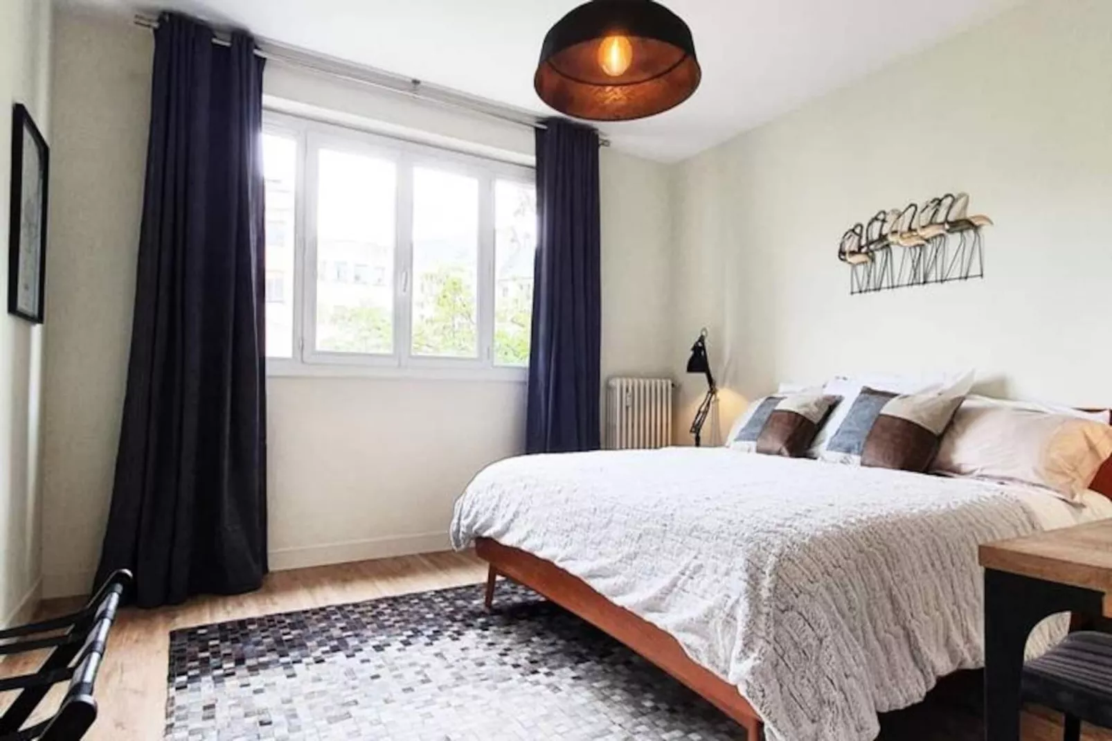 🦋 The Butterfly - Standing ****