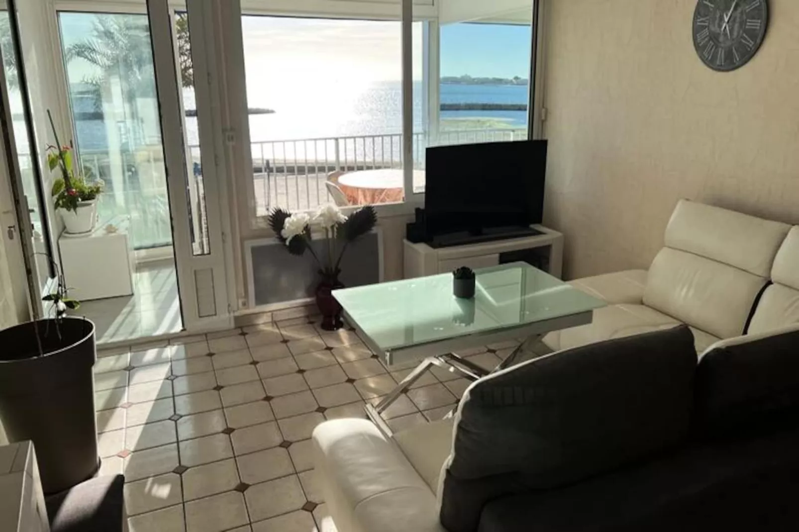 Résidence Appartement Mar E Souleu Avec Terrasse Et Vue Mer Au Grau Du Roi