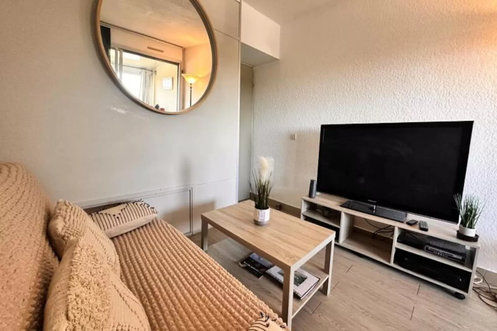 Résidence Le Quai Aux Fleurs - Résidence Avec Piscine Proche De La Mer