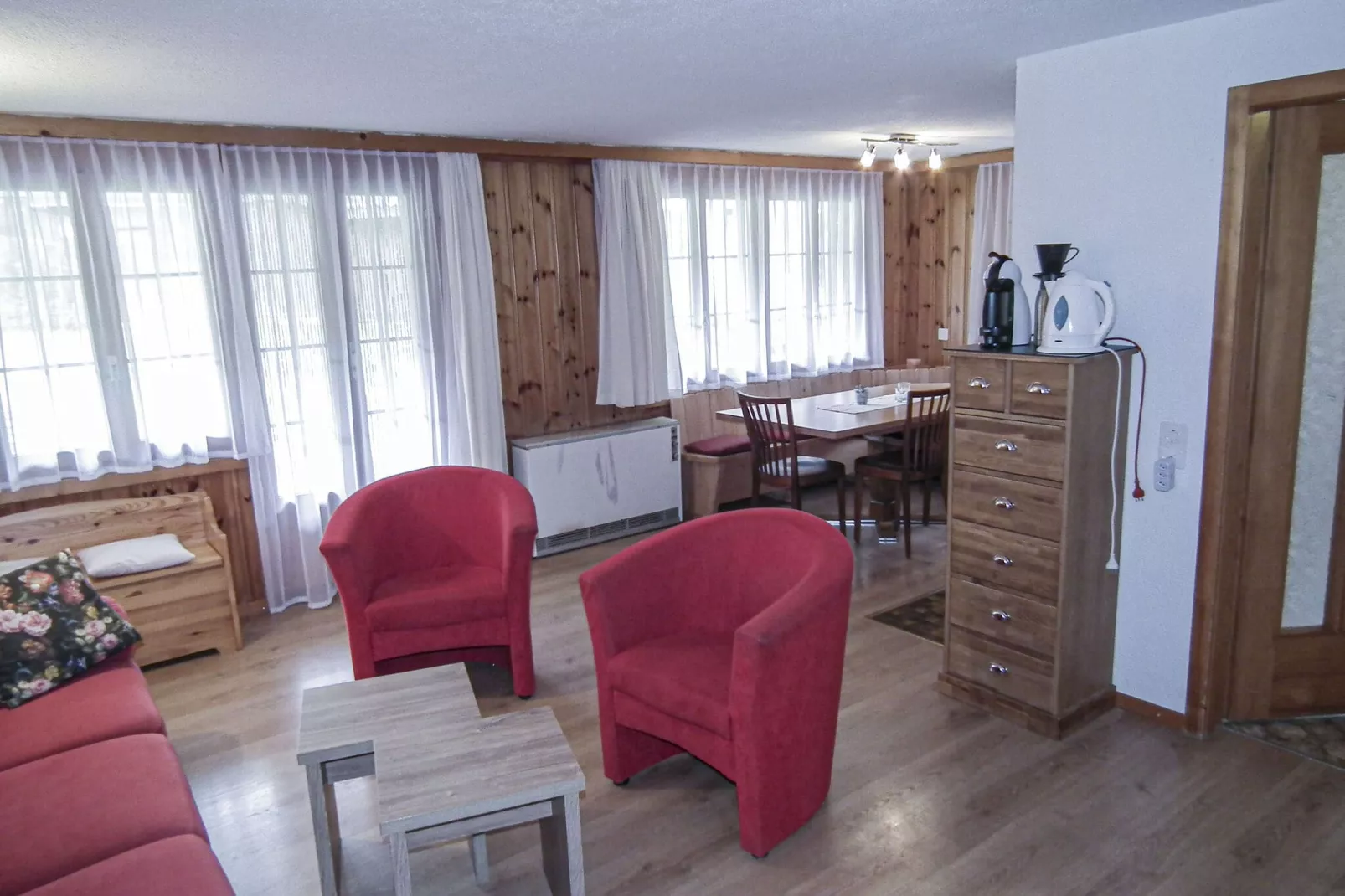 Appartement Salvisberg-Woonkamer